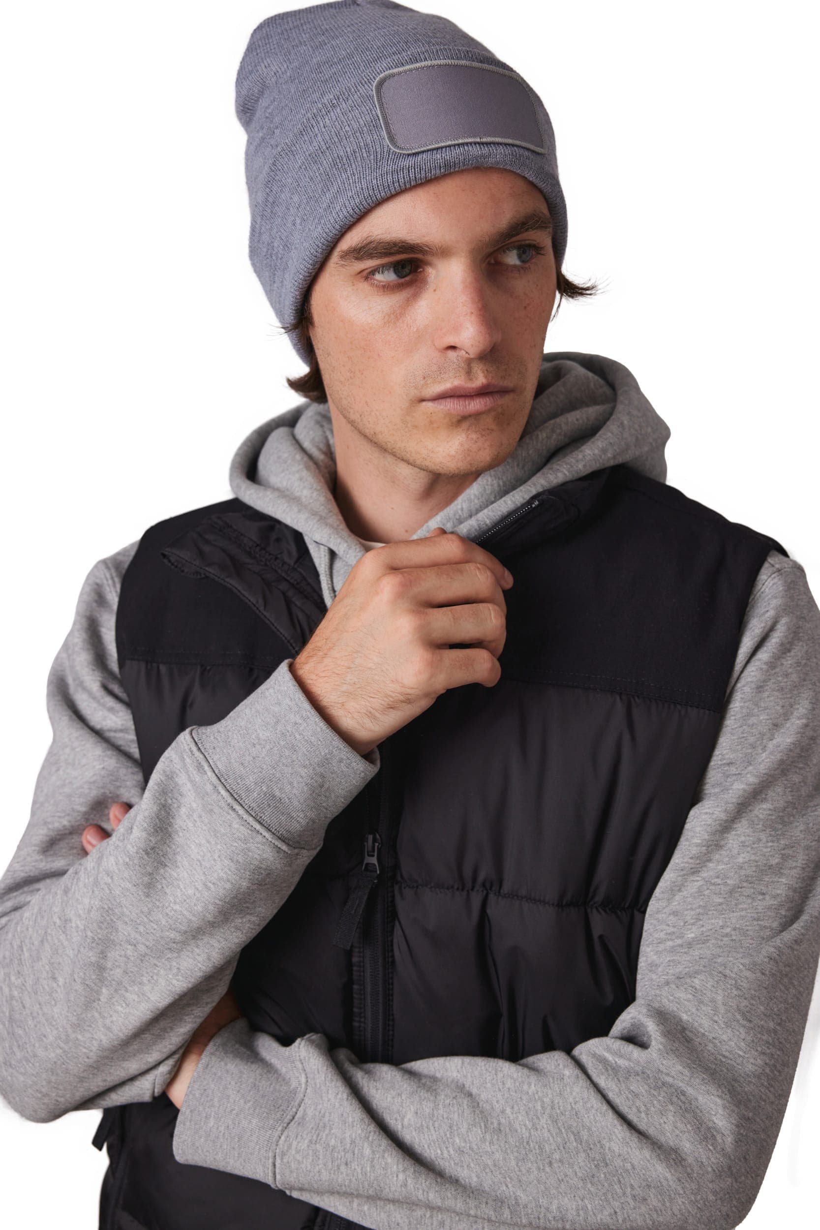 Bonnet avec patch en situation