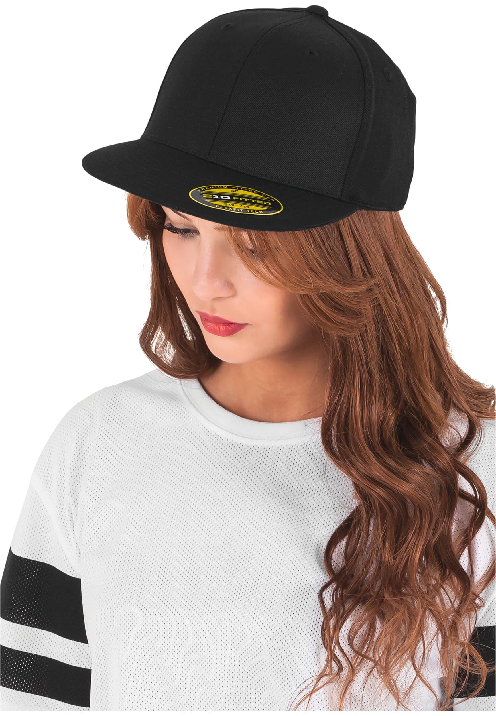 210® PREMIUM FITTED CAP