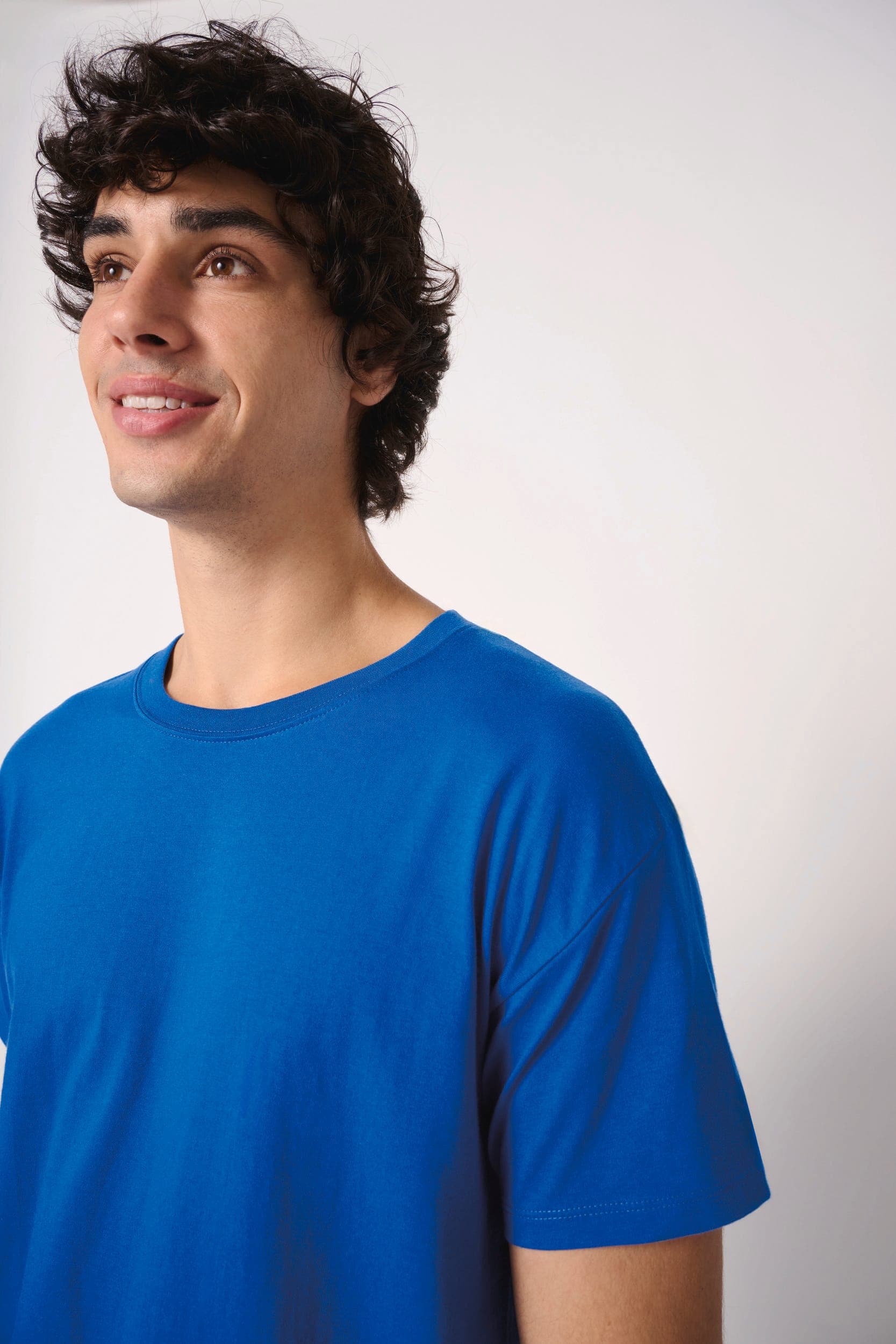 T-shirt unisexe iDeal170 en situation