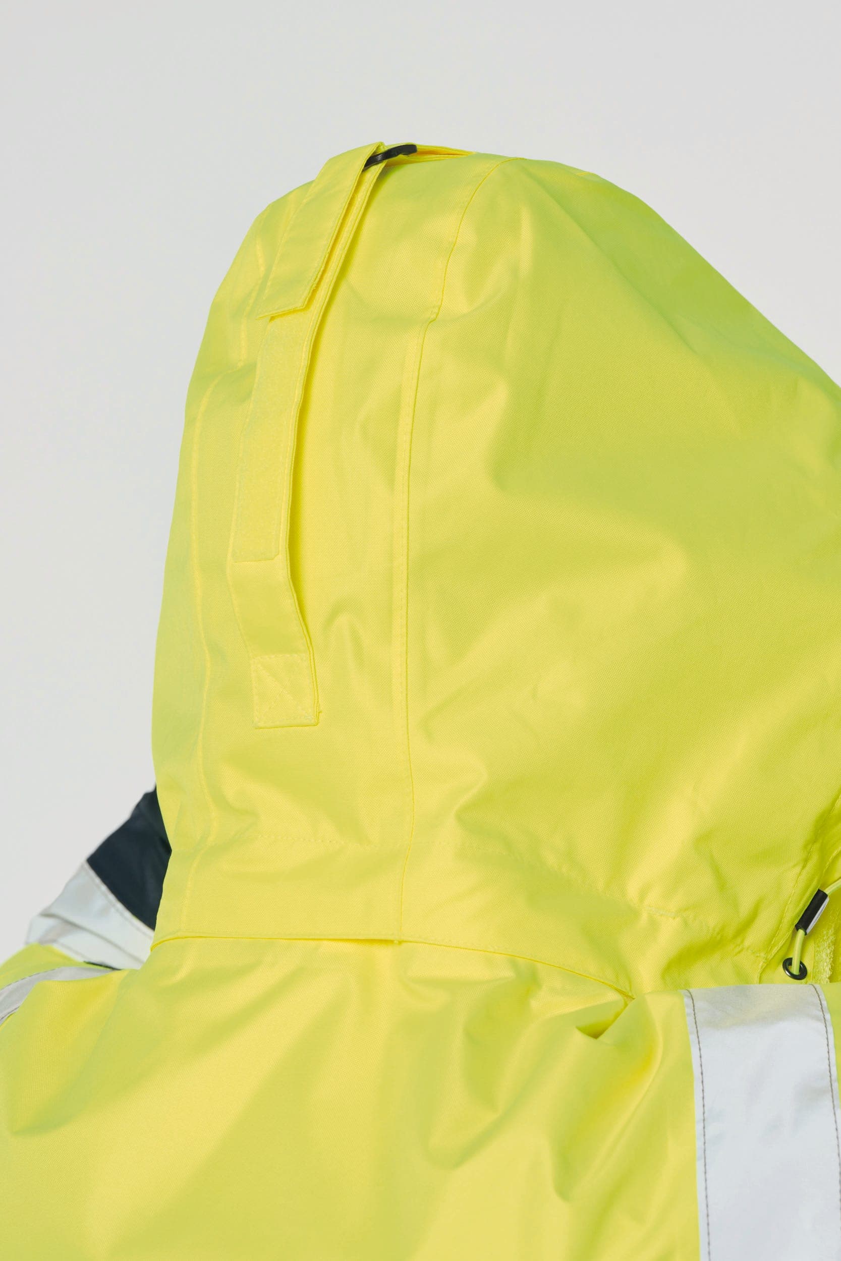 Parka de sécurité recyclée 4 en 1 unisexe en situation