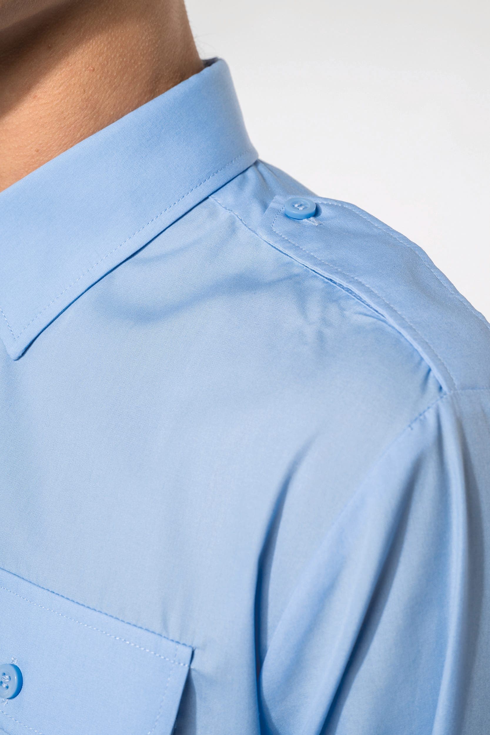 Chemise pilote manches longues homme en situation
