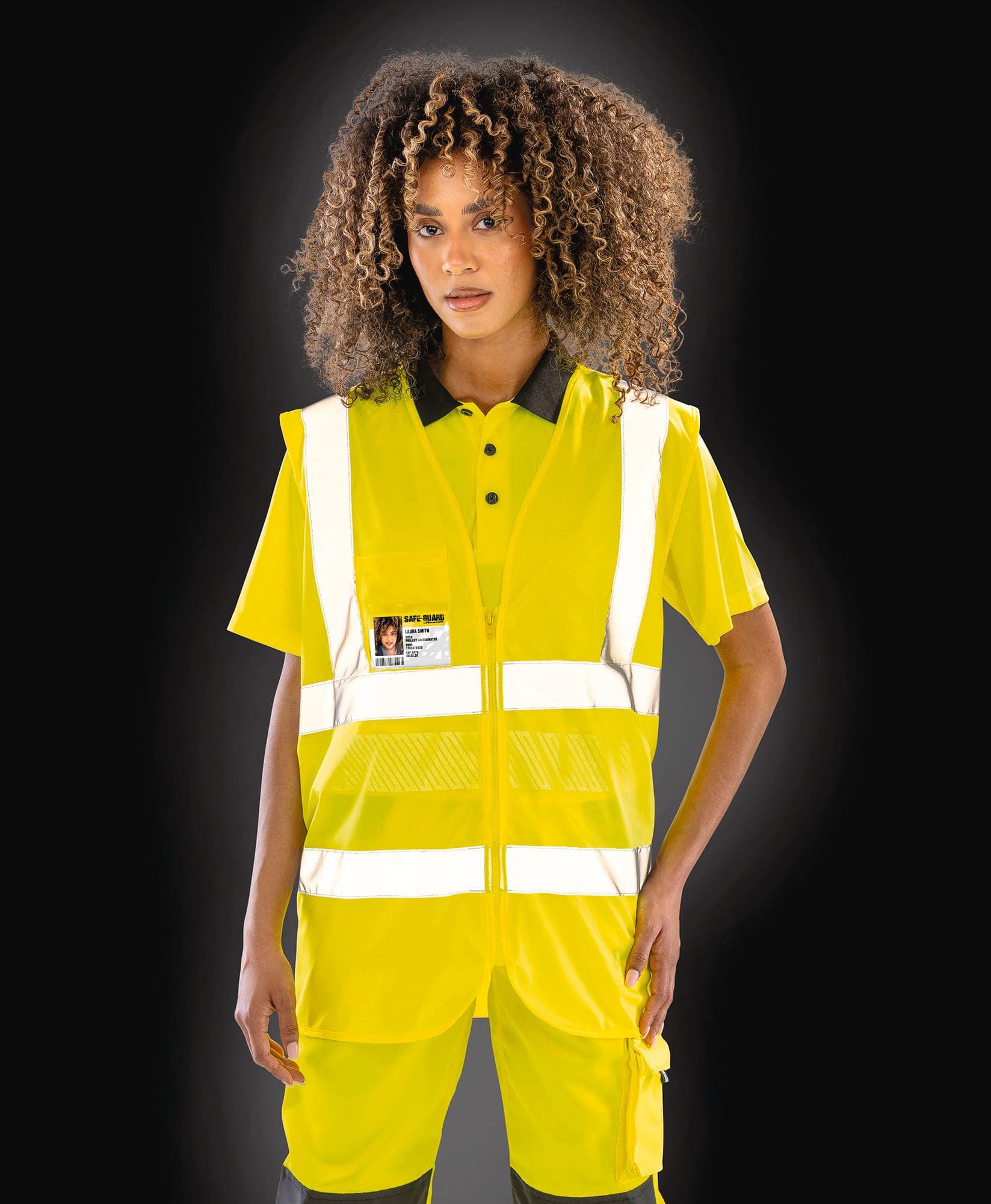 Gilet de sécurité zippé en situation