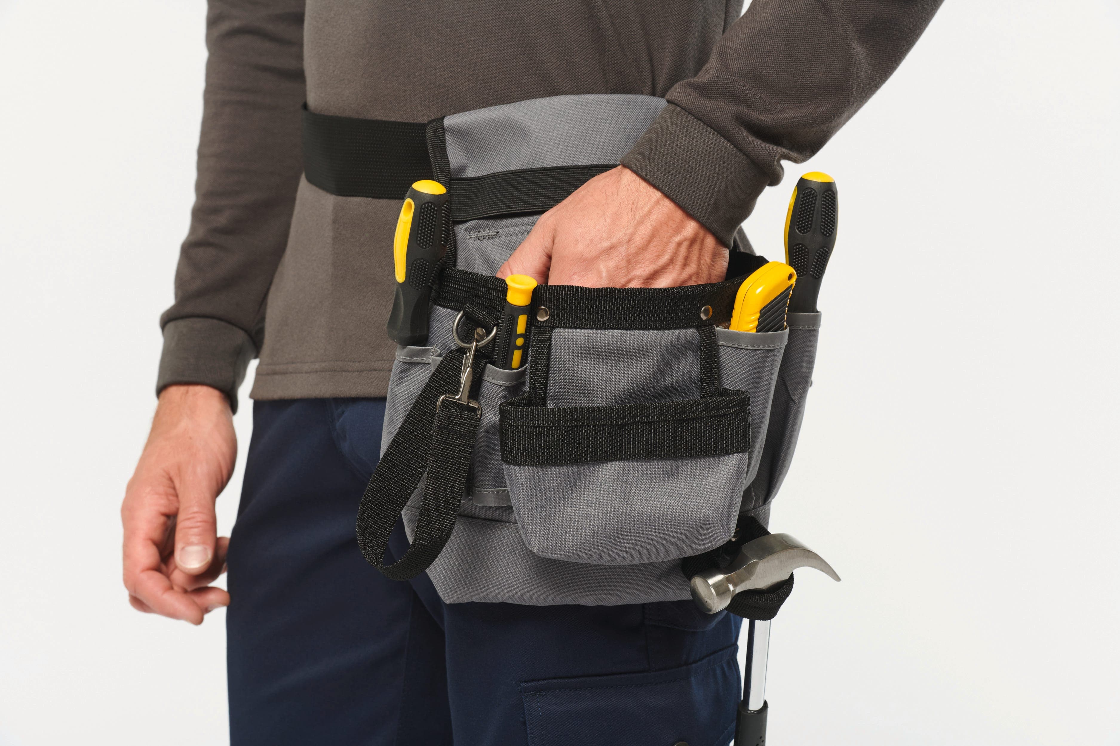 Sac à outils avec ceinture en situation