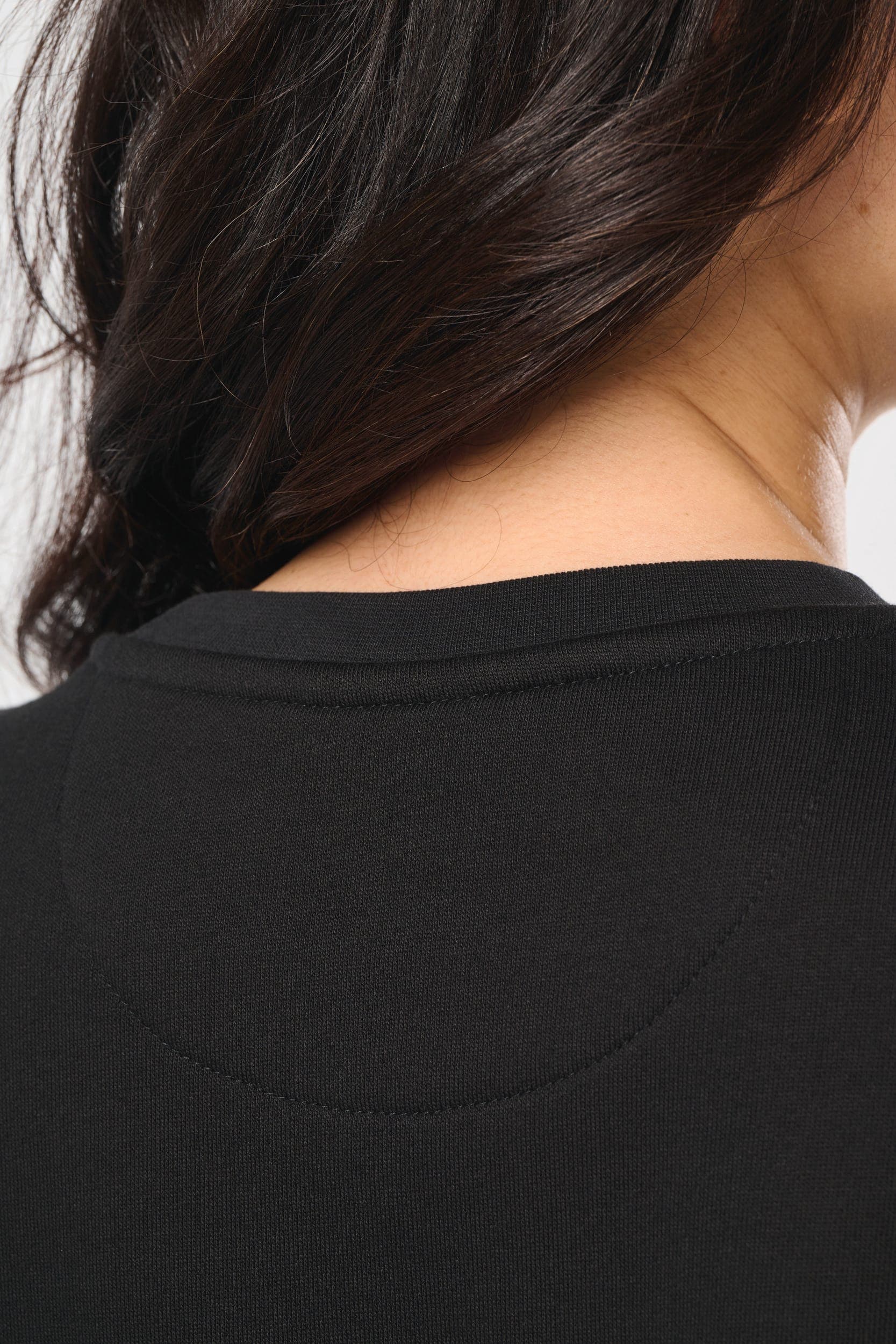 Sweat-shirt Day To Day zip poche contrastée unisexe en situation