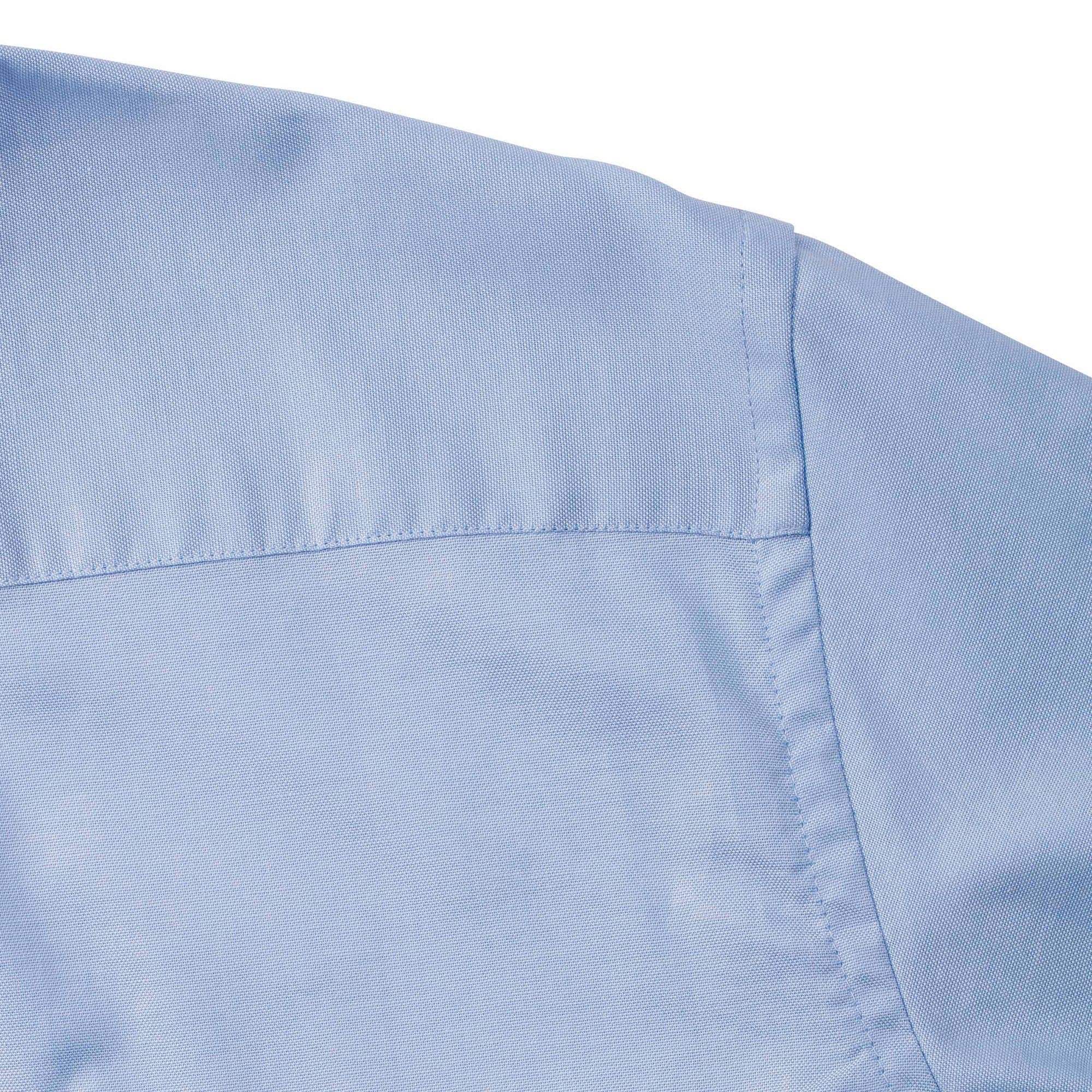 Chemise oxford cintrée manches courtes homme en situation