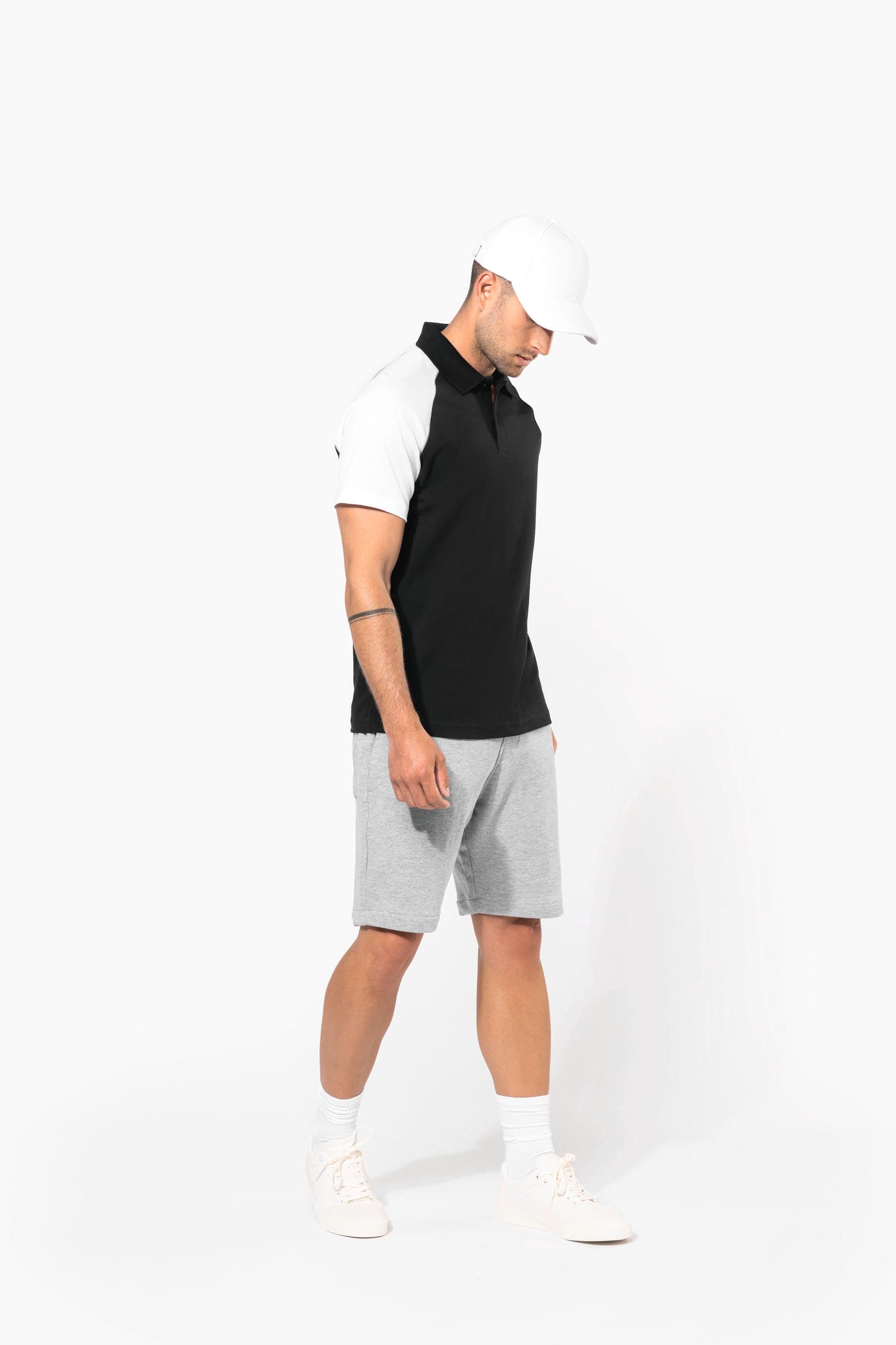 Polo baseball manches courtes en situation