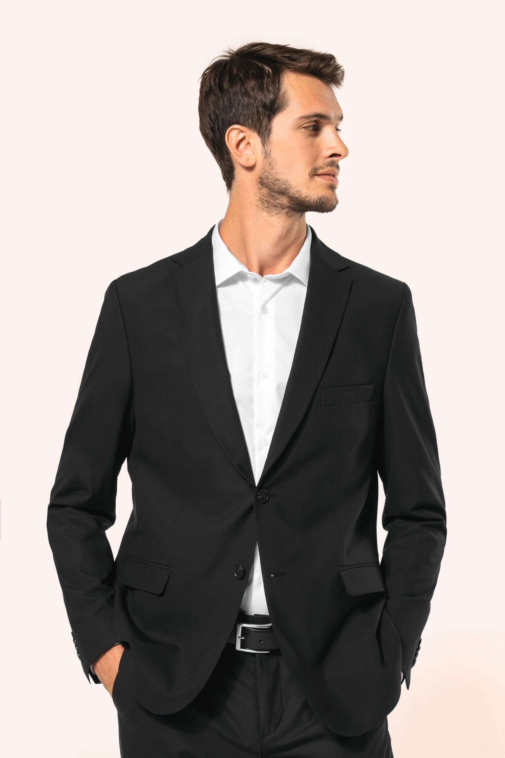 Veste de costume homme en situation