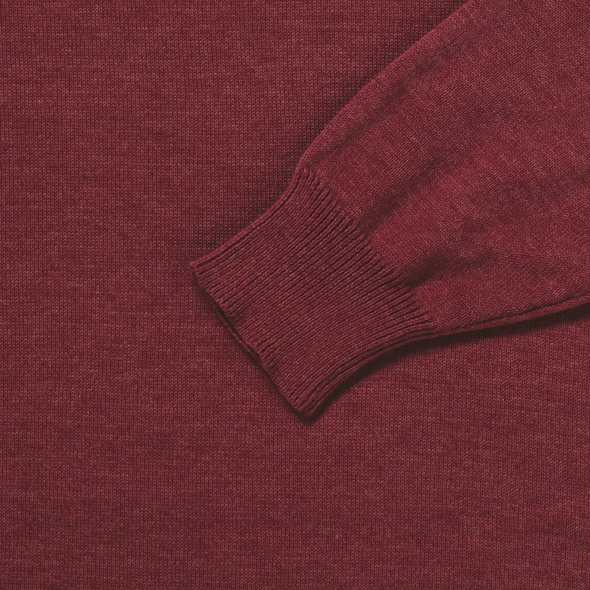 Pullover homme col v en situation