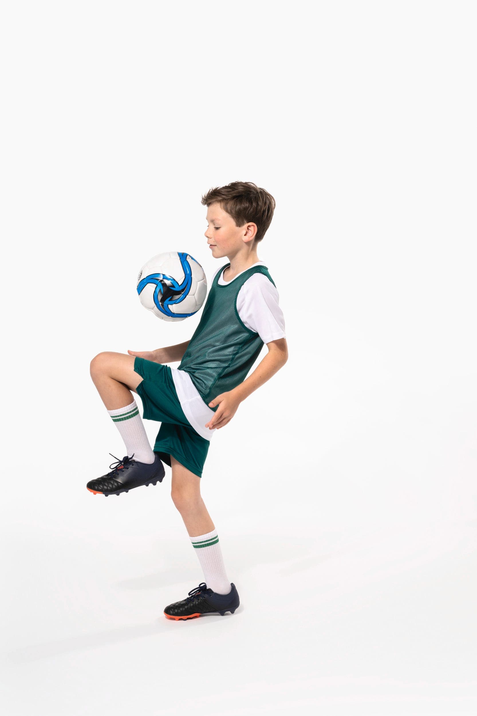 Chasuble réversible multisports enfant en situation