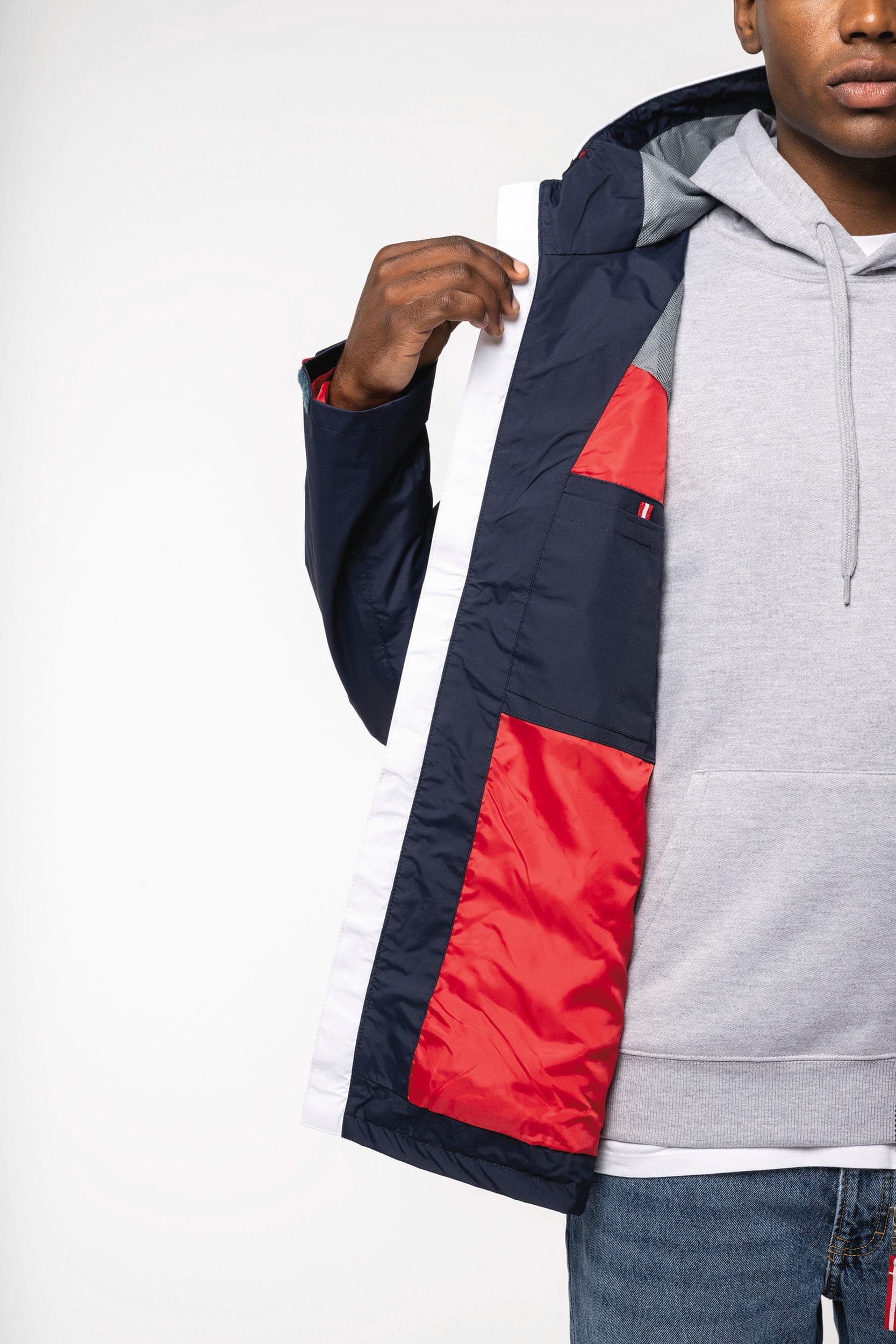 Veste imperméable unisexe en situation
