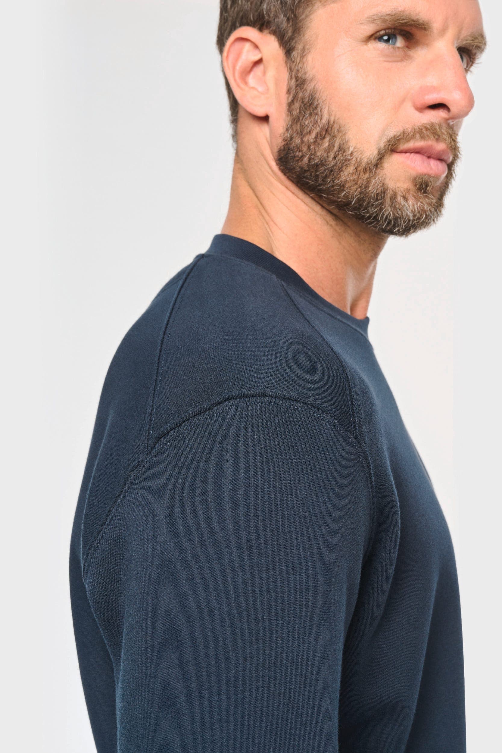 Sweat-shirt manches montées homme en situation