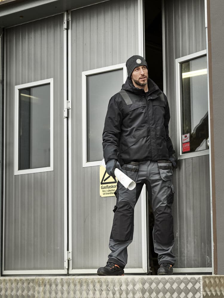 Jobman 8001 Reflective Beanie en situation