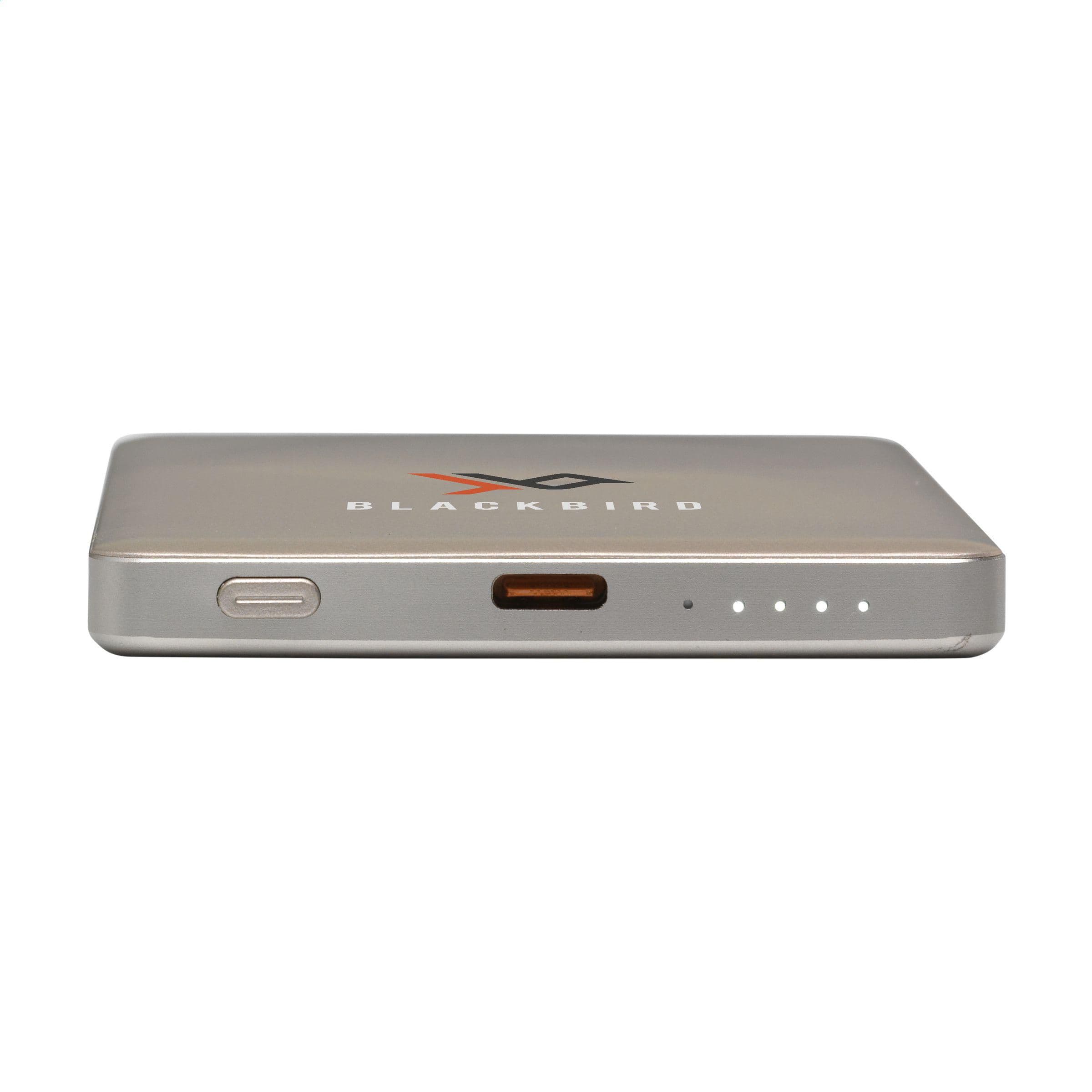 Powerbank Wireless RCS alu recyclé Magsafe 5000 en situation