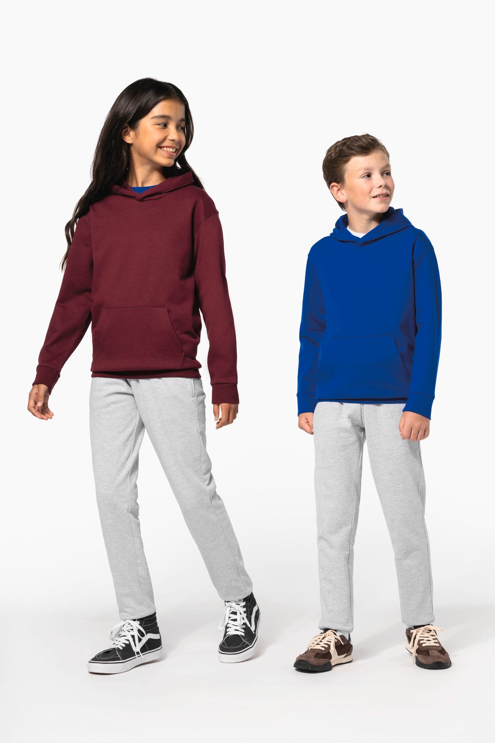 Sweat-shirt capuche enfant en situation