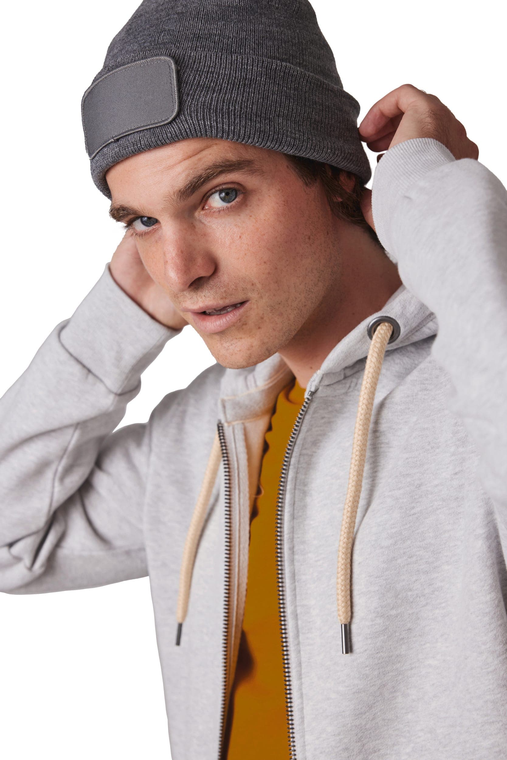 Bonnet recyclé avec patch et doublure Thinsulate™ en situation