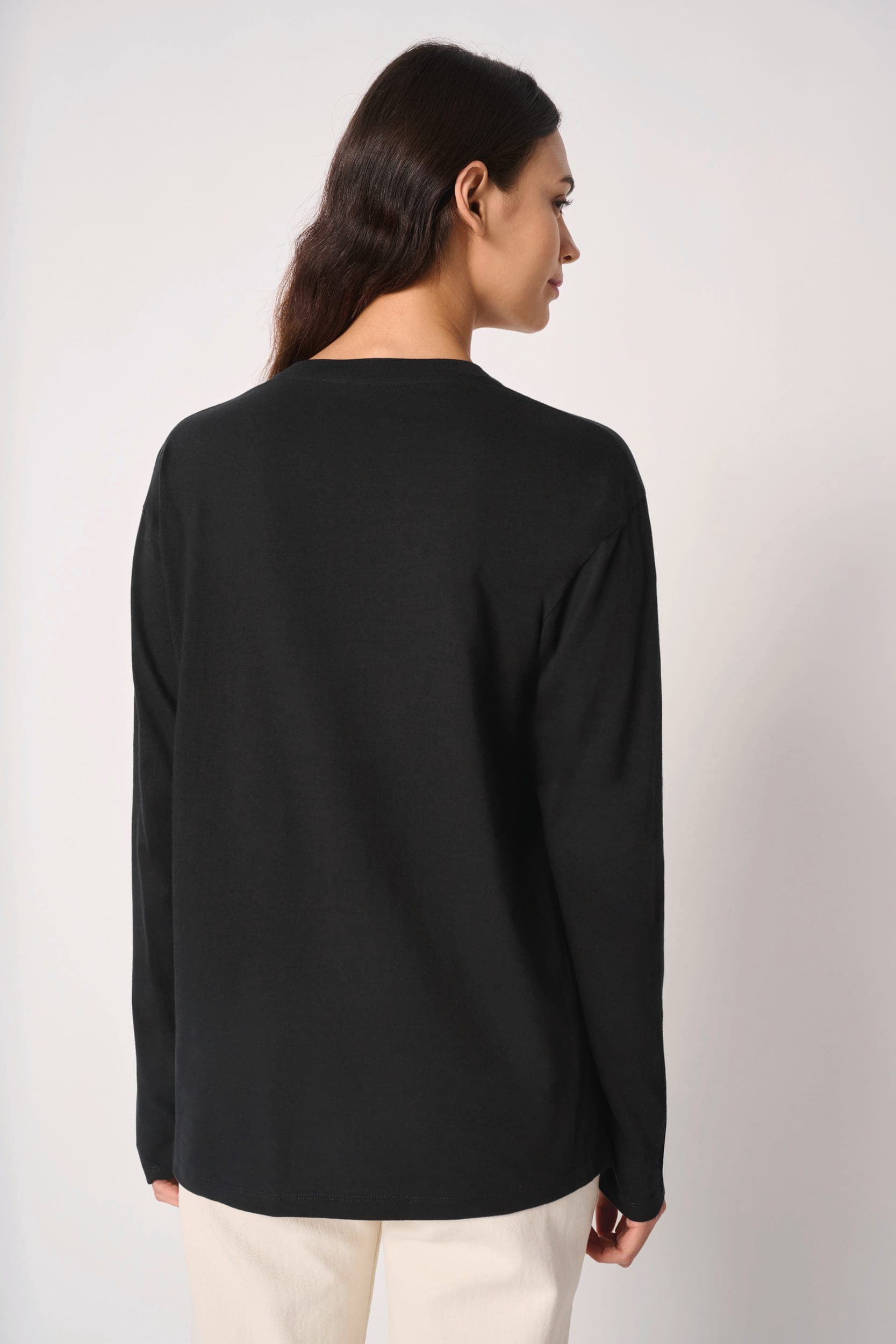 T-shirt LSL unisexe iDeal190 en situation