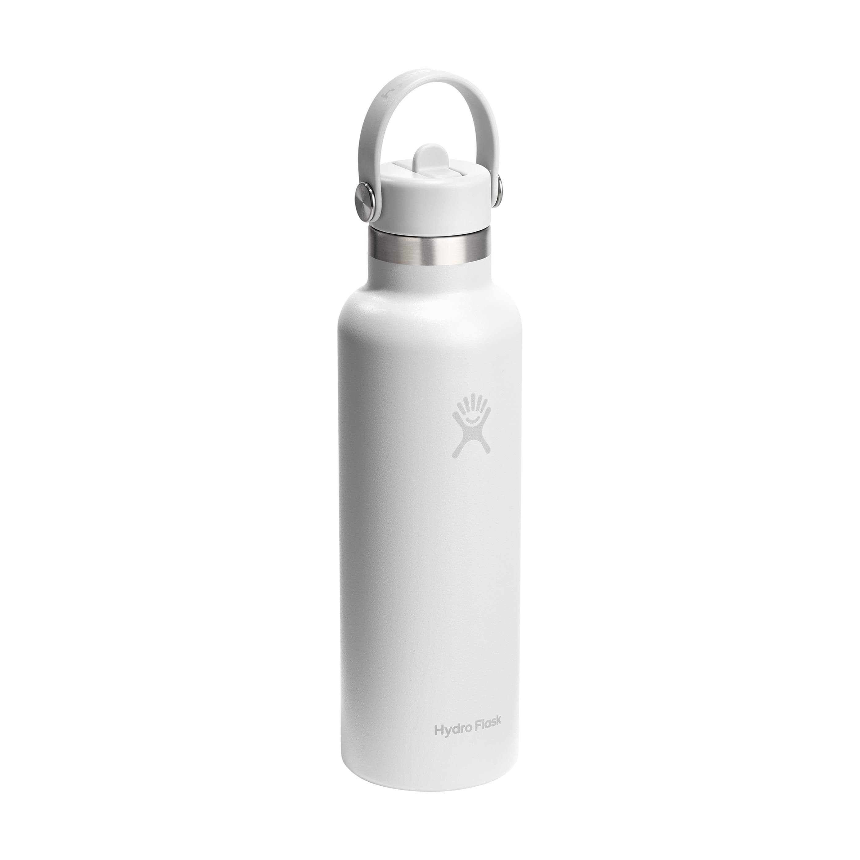 Bouteille d'eau Hydro Flask Standard Mouth avec bouchon à paille Flex 621 ml en situation
