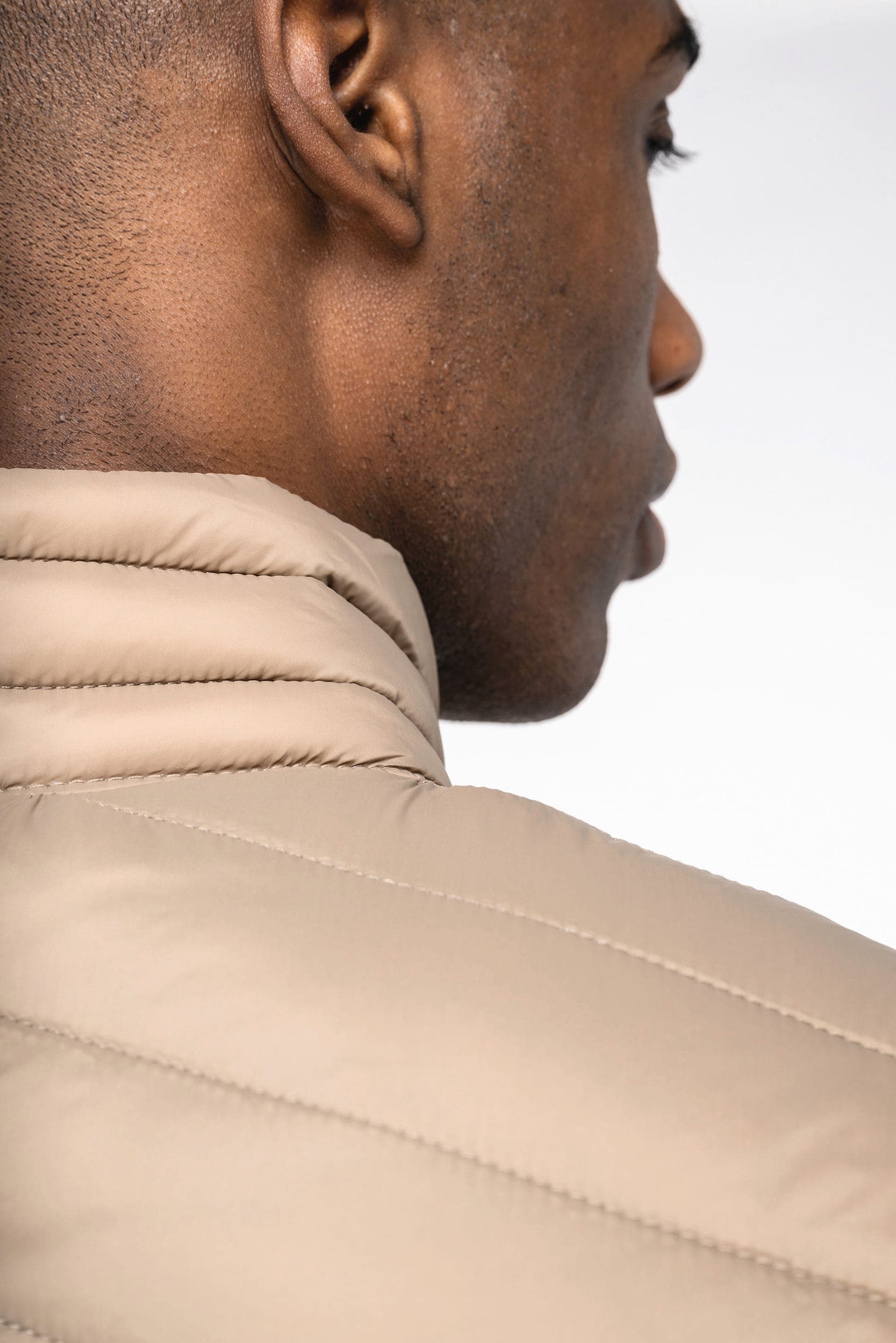 Bodywarmer écoresponsable léger homme en situation