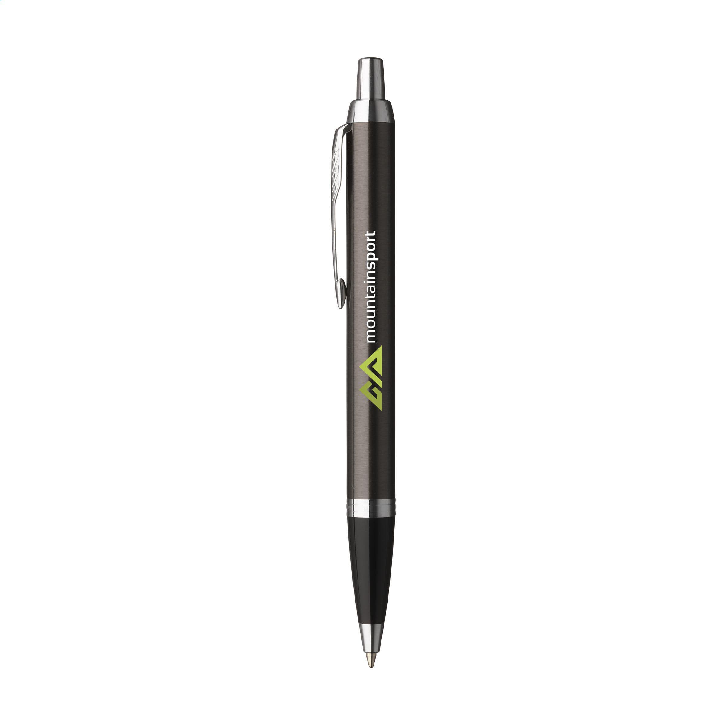 Stylo à bille Parker IM brillant bleu en situation