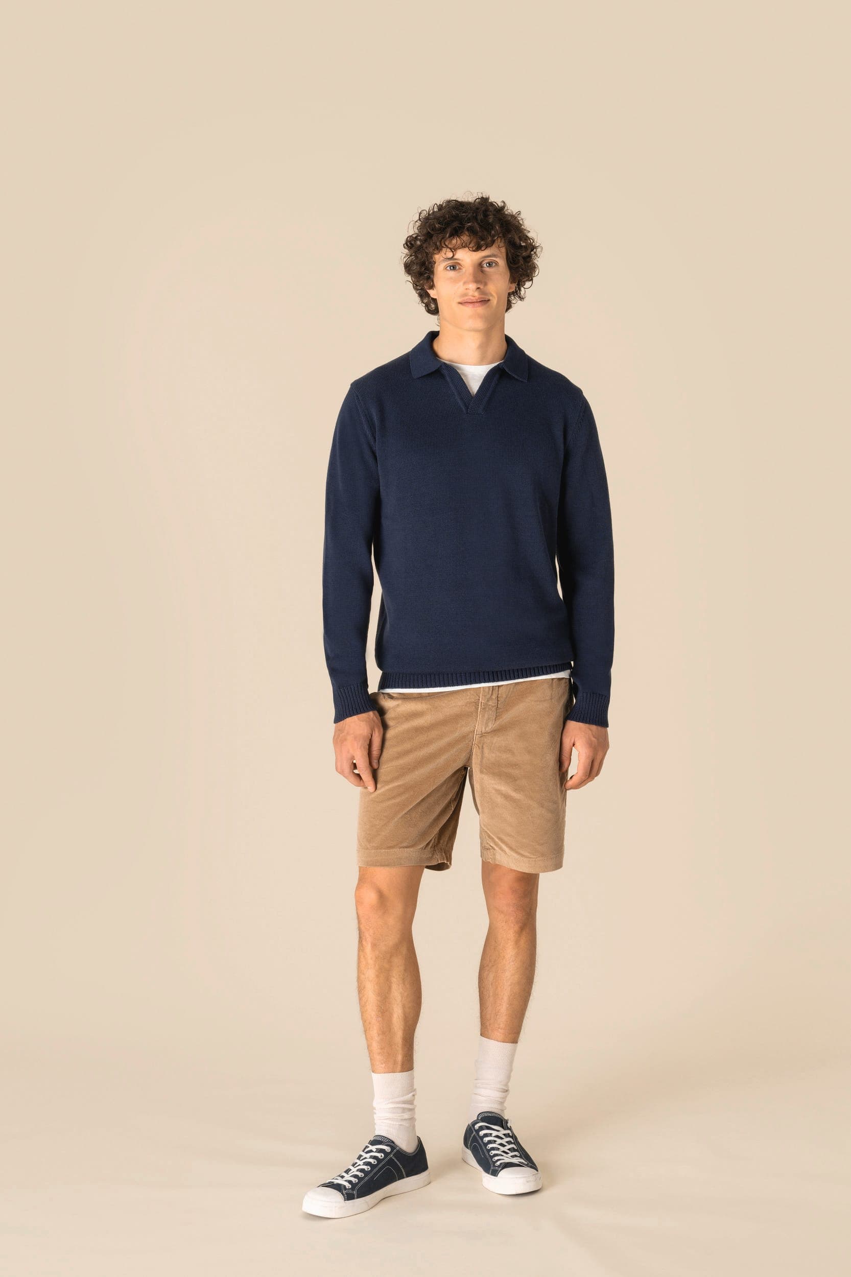 Short écoresponsable en velours côtelé homme en situation