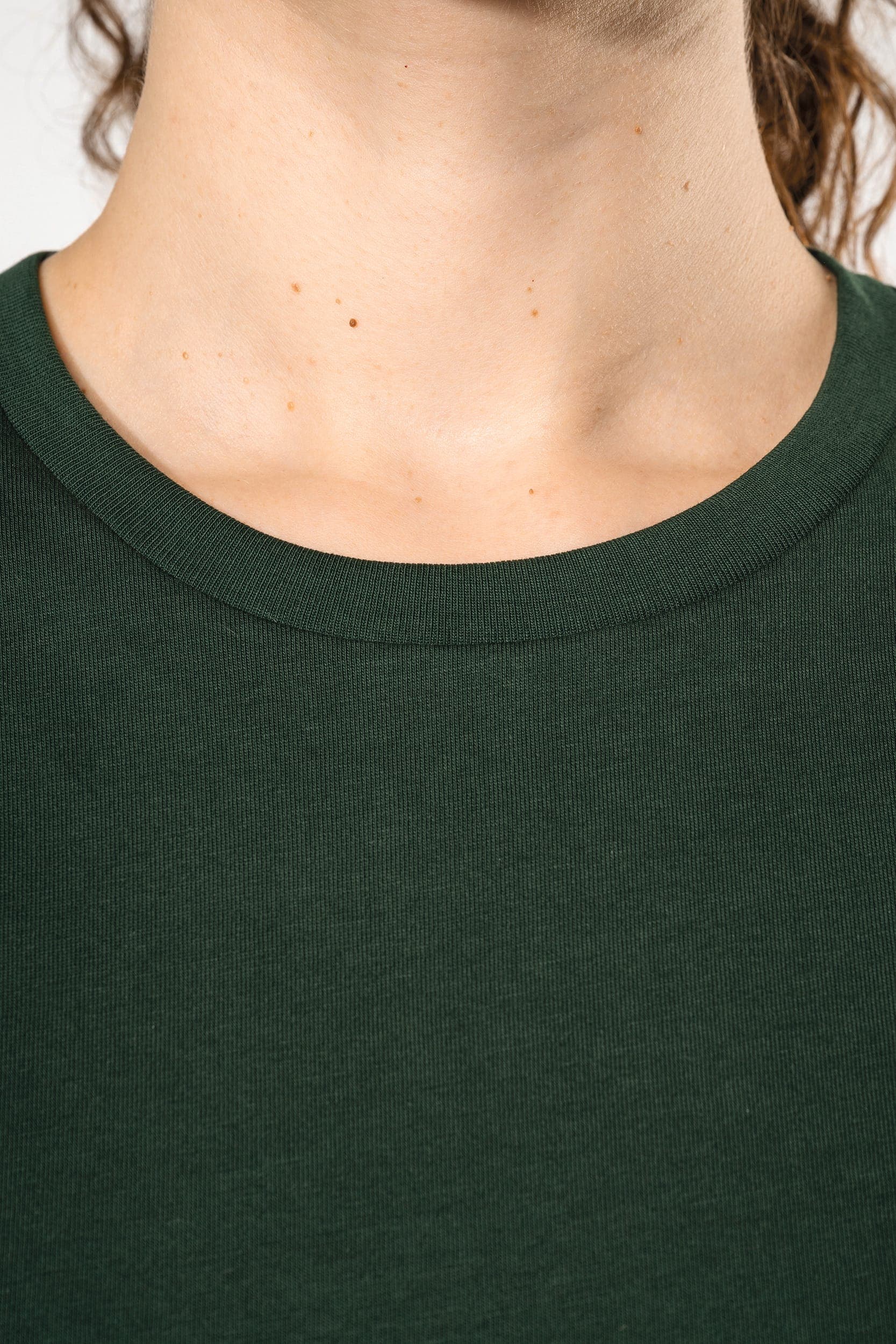 T-shirt manches courtes col rond unisexe en situation