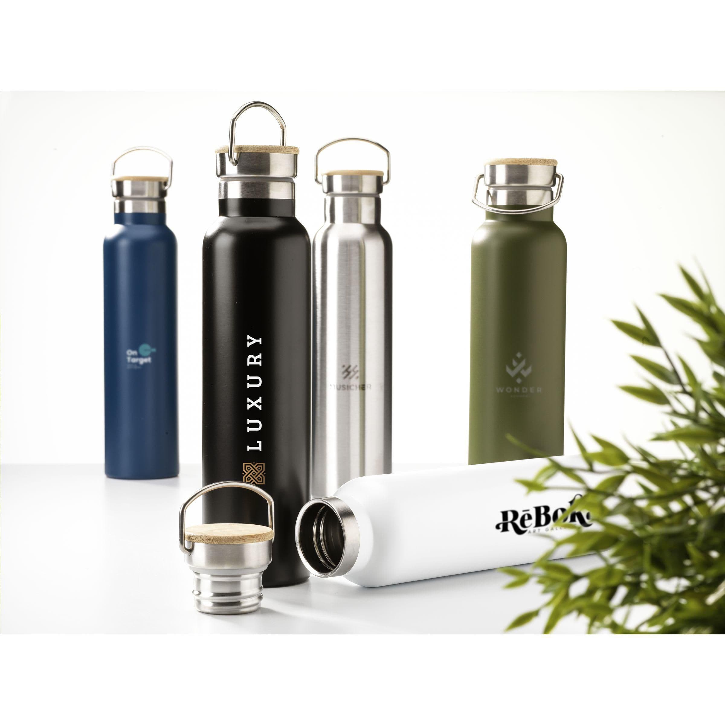 Bouteille Nordvik en acier recyclé RCS 750 ml en situation