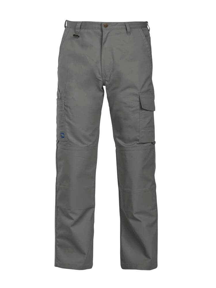 2501 PANTALON AVEC POCHES GENOUX en situation