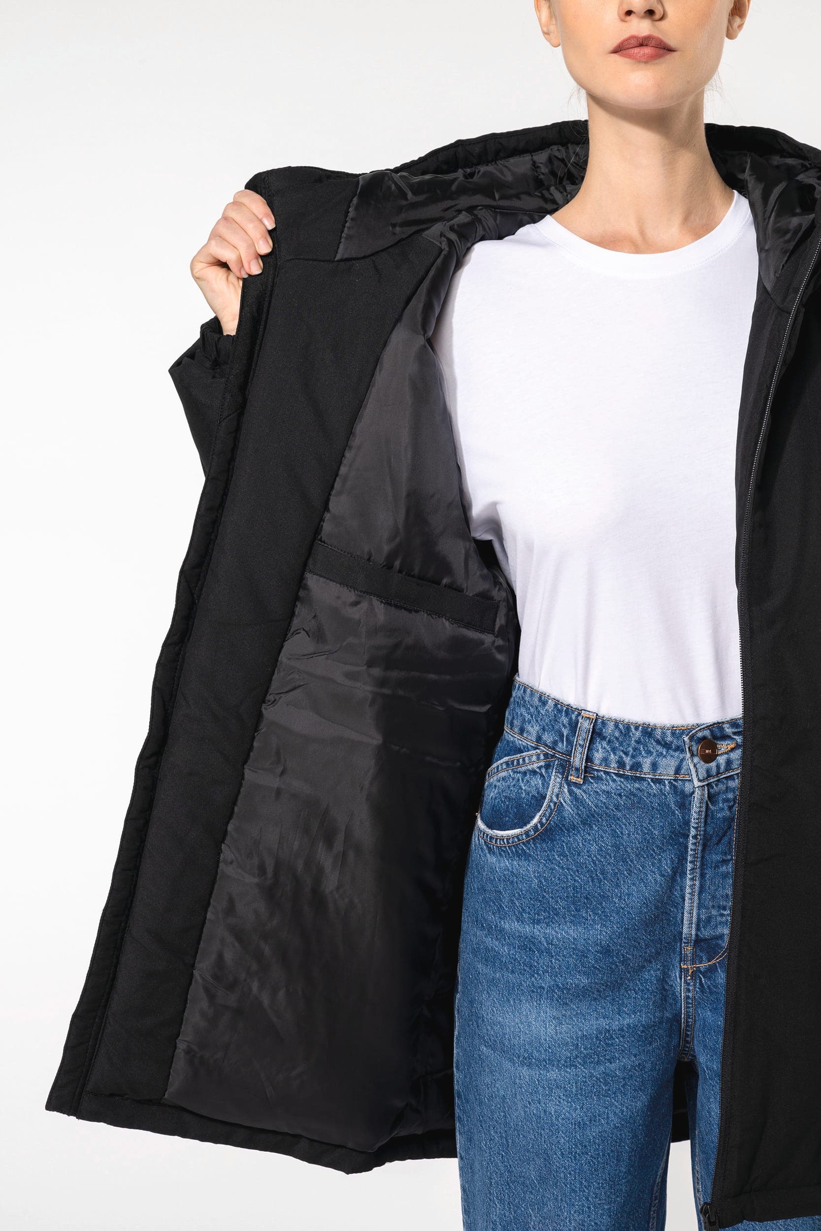 Parka à capuche recyclée unisexe en situation