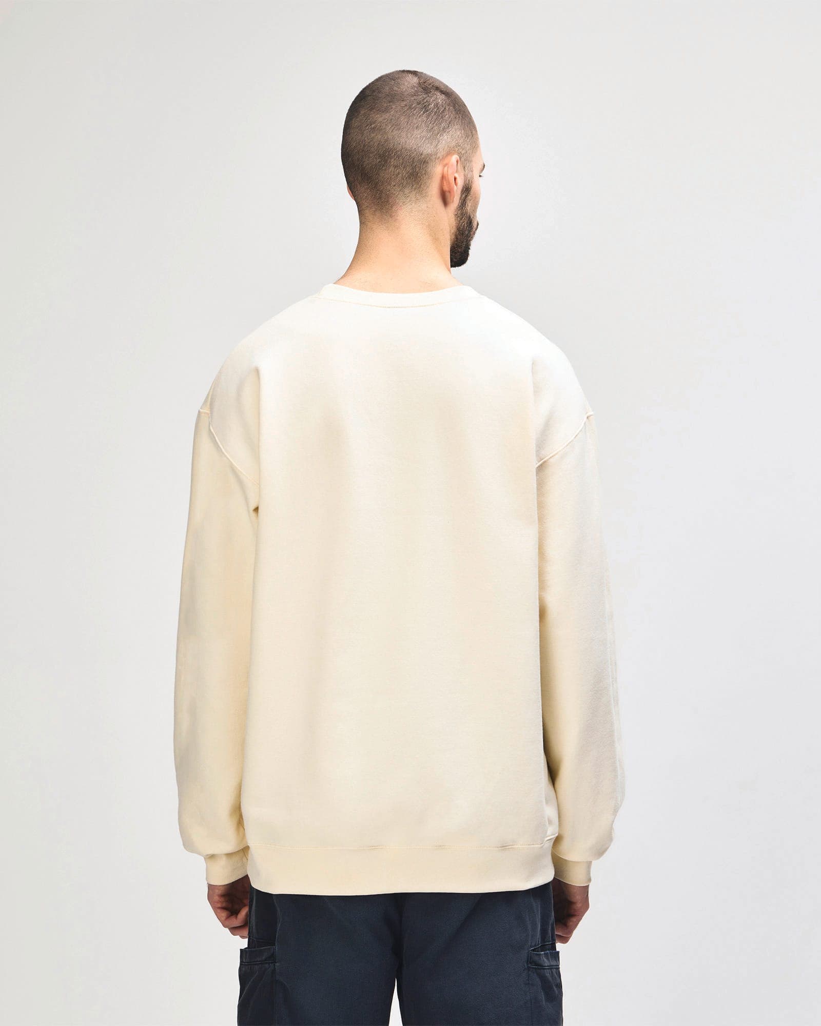 Sweat-shirt adulte col rond Hammer en situation