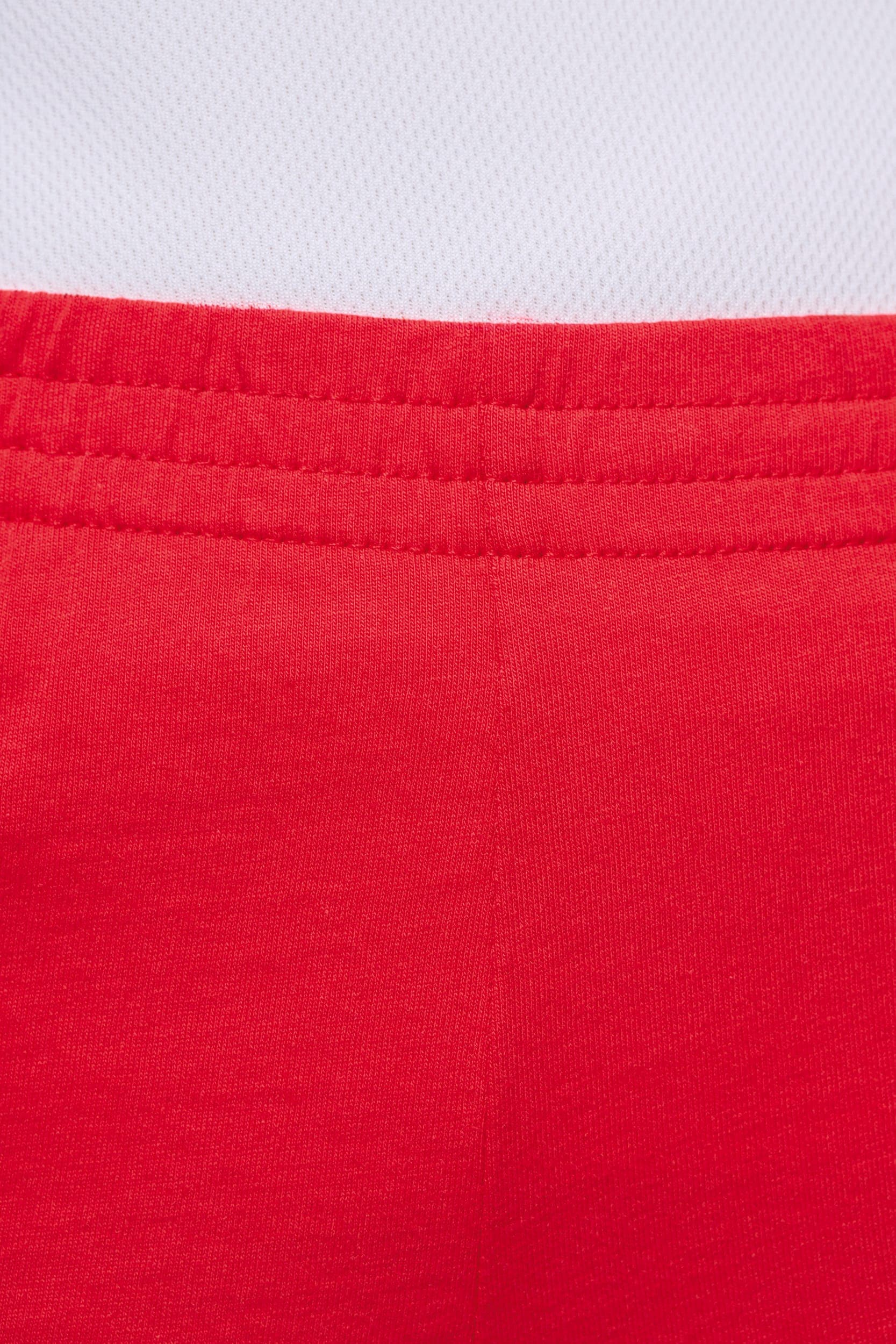 Short jersey sport femme en situation
