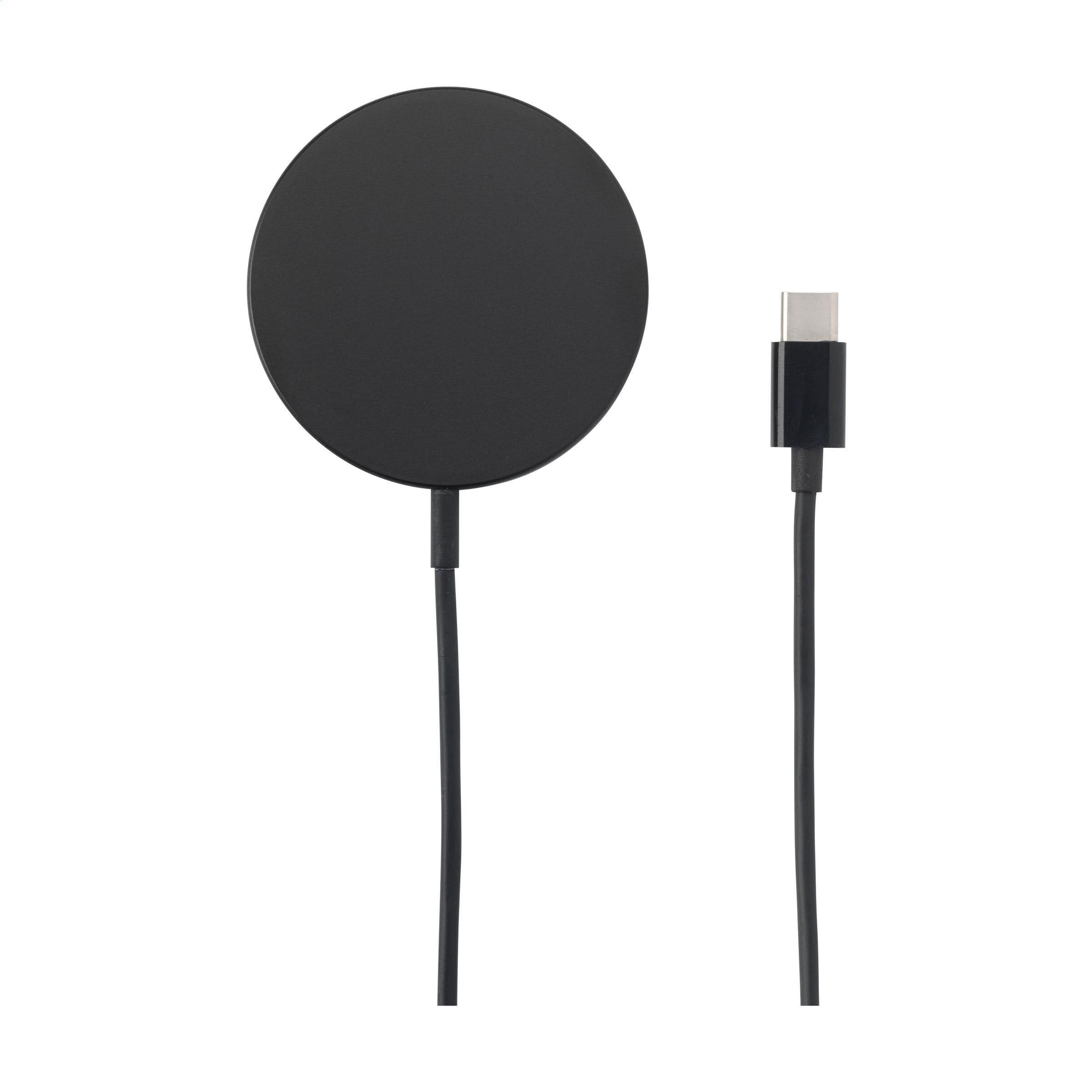 Chargeur sans fil Force MagSafe 10W RCS recyclé en situation
