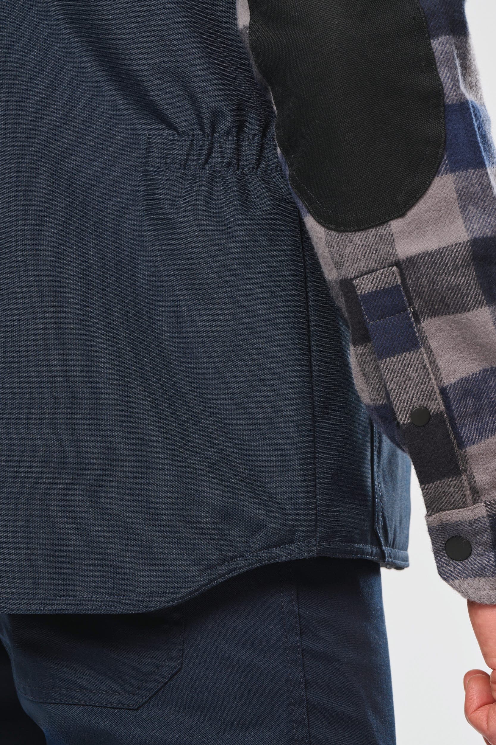 Worker > bodywarmer homme en situation
