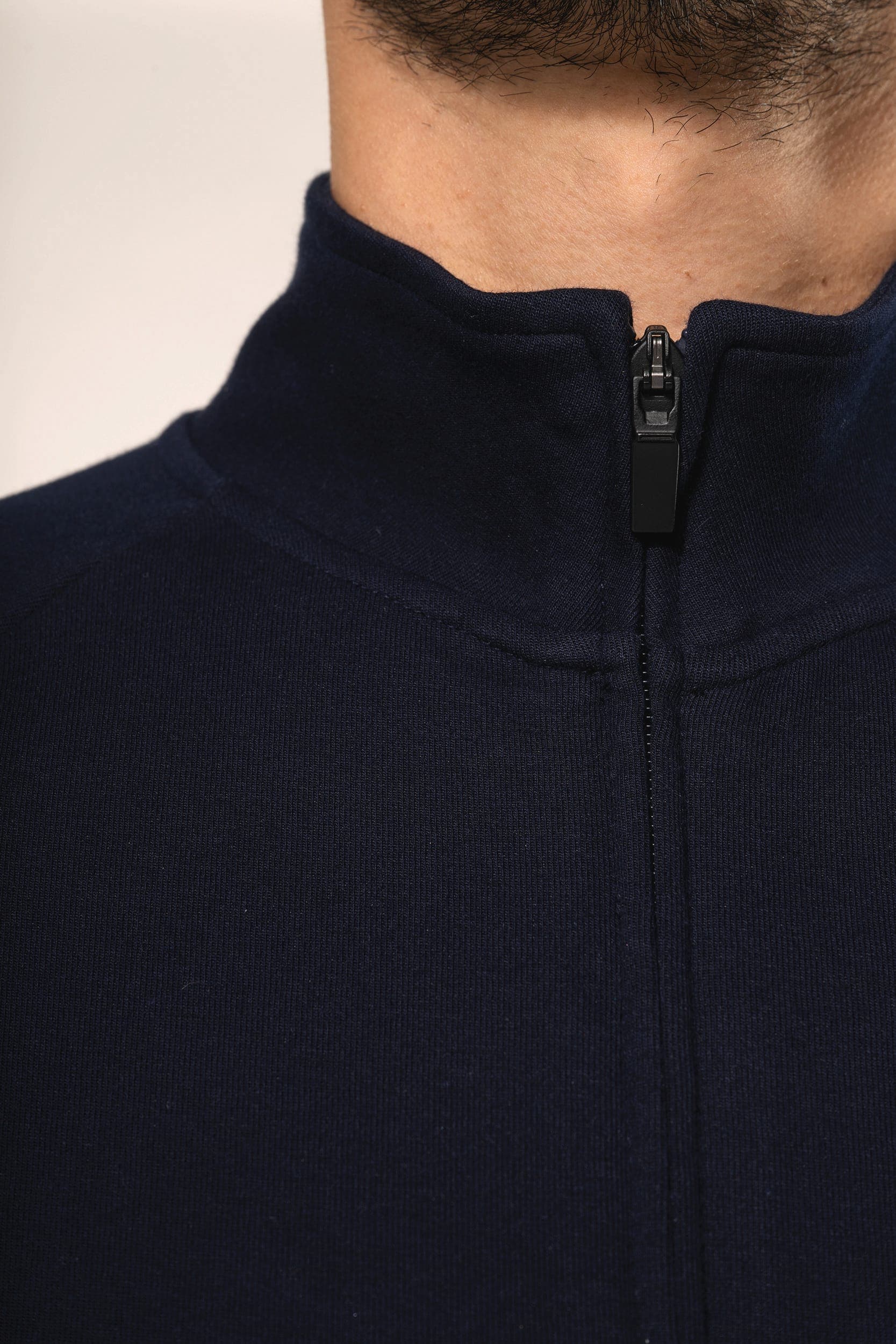 Veste zippée homme en situation