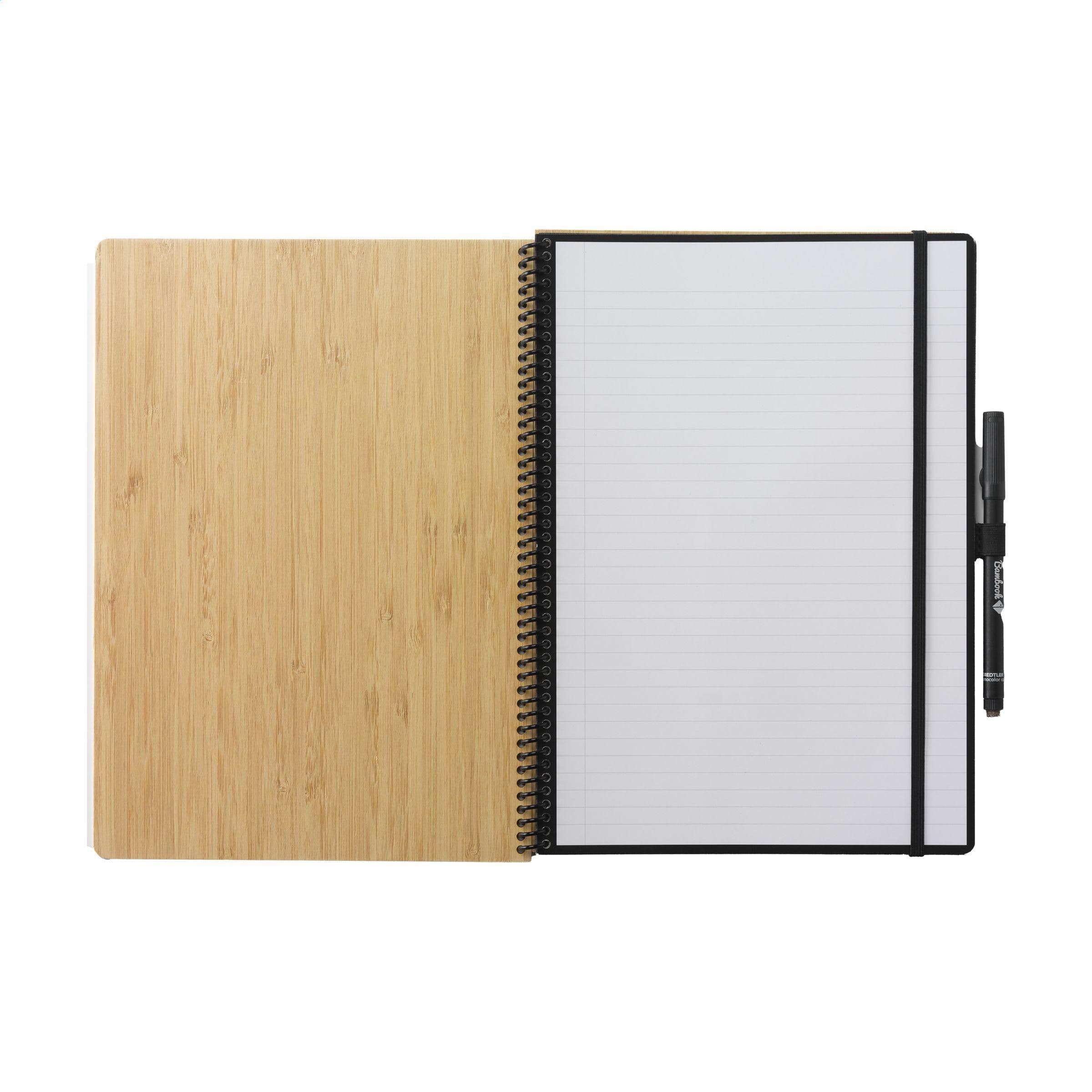 Carnet de notes Bambook Classic Hardcover A4 en situation