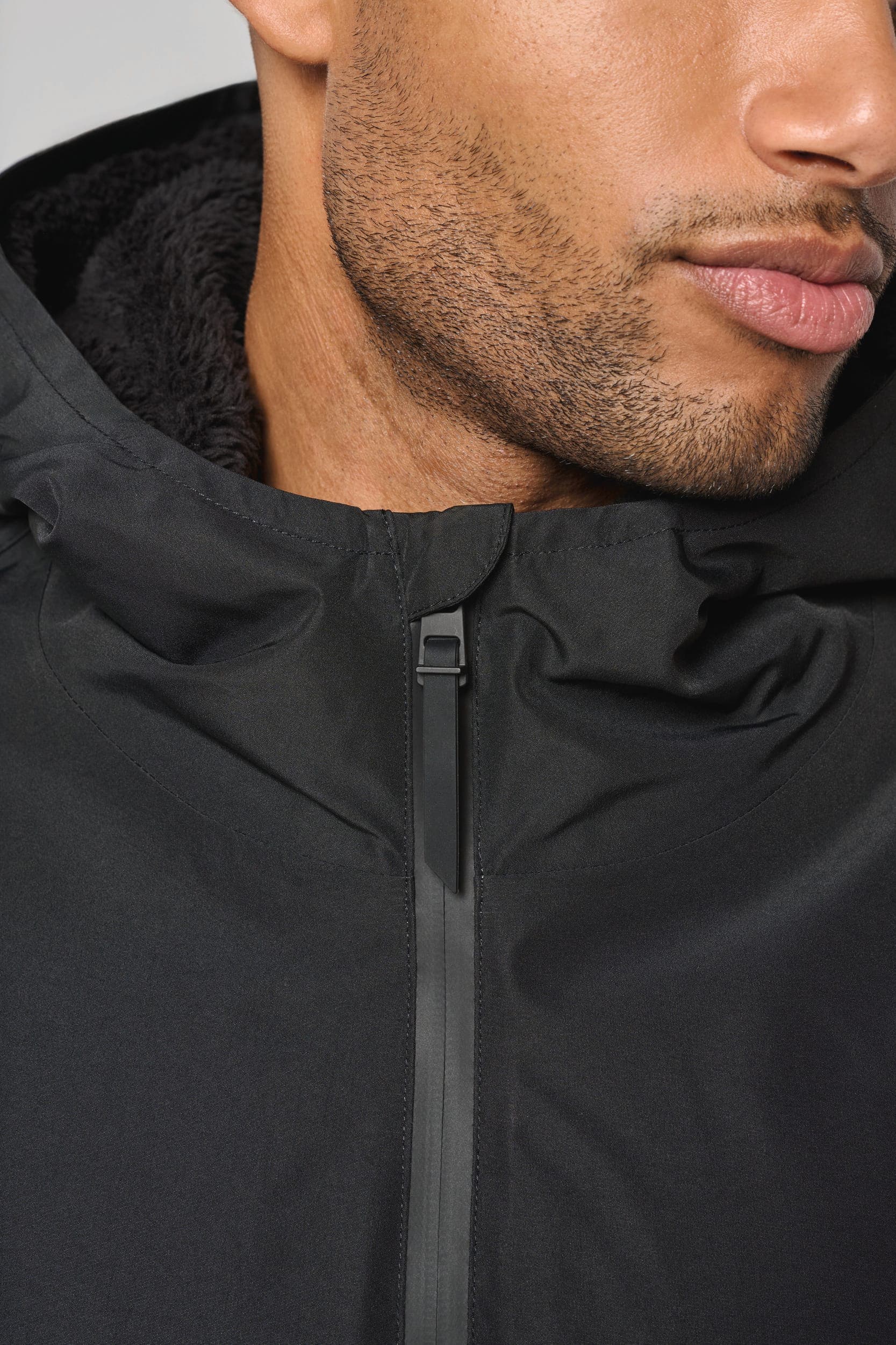 Parka longue doublée sherpa unisexe en situation