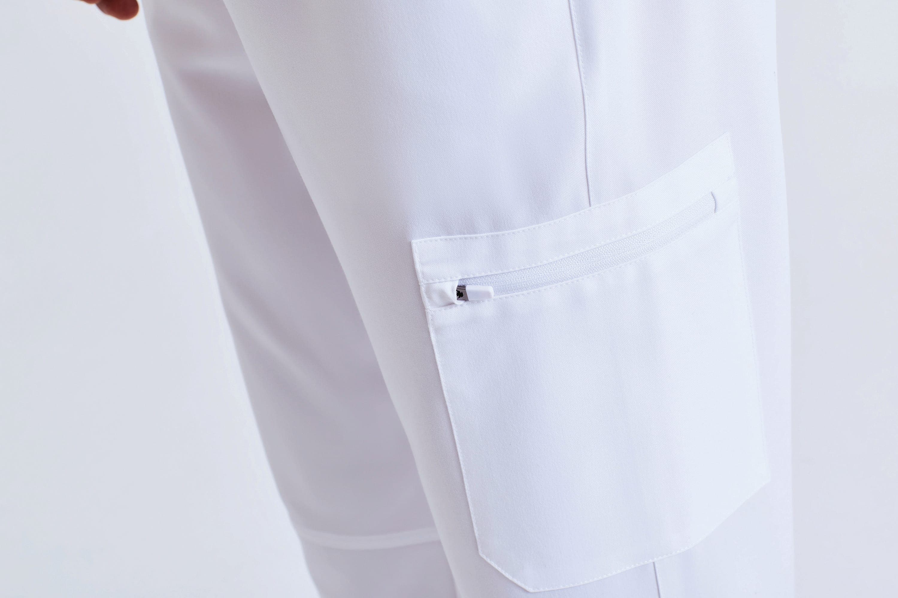 Pantalon cargo stretch homme en situation