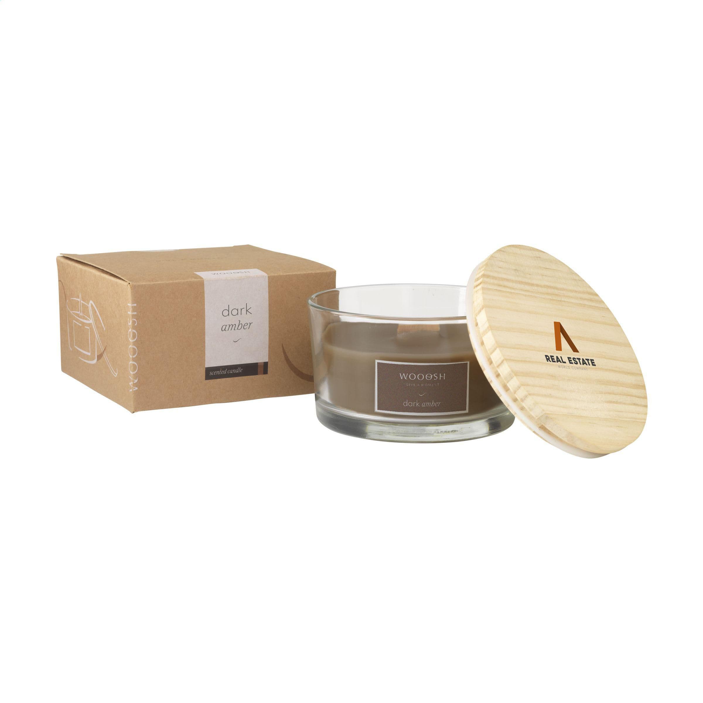 Bougie parfumée Wooosh Flame Dark Amber en situation