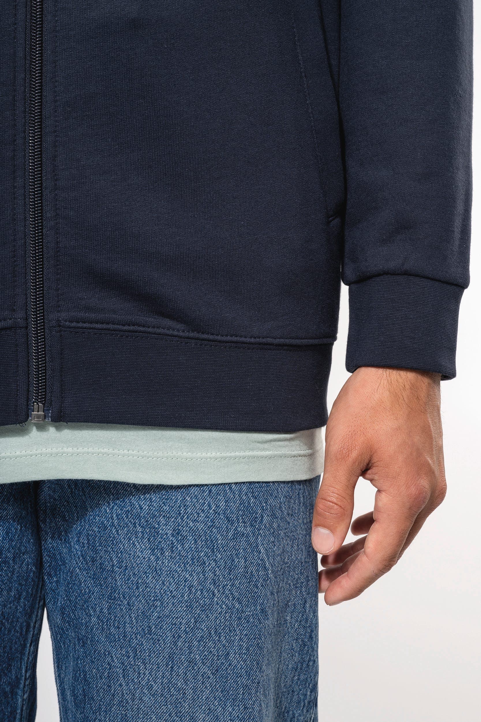 Veste molleton zippée homme en situation