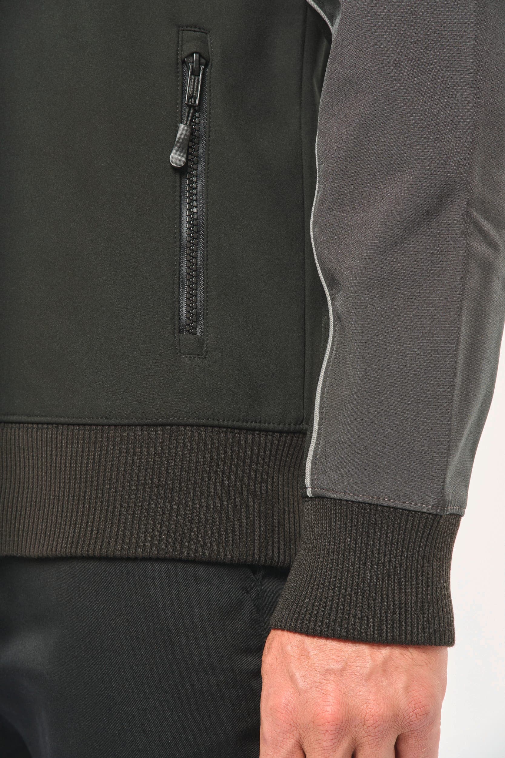 Veste softshell 3 couches BIONIC-FINISH® ECO unisexe en situation