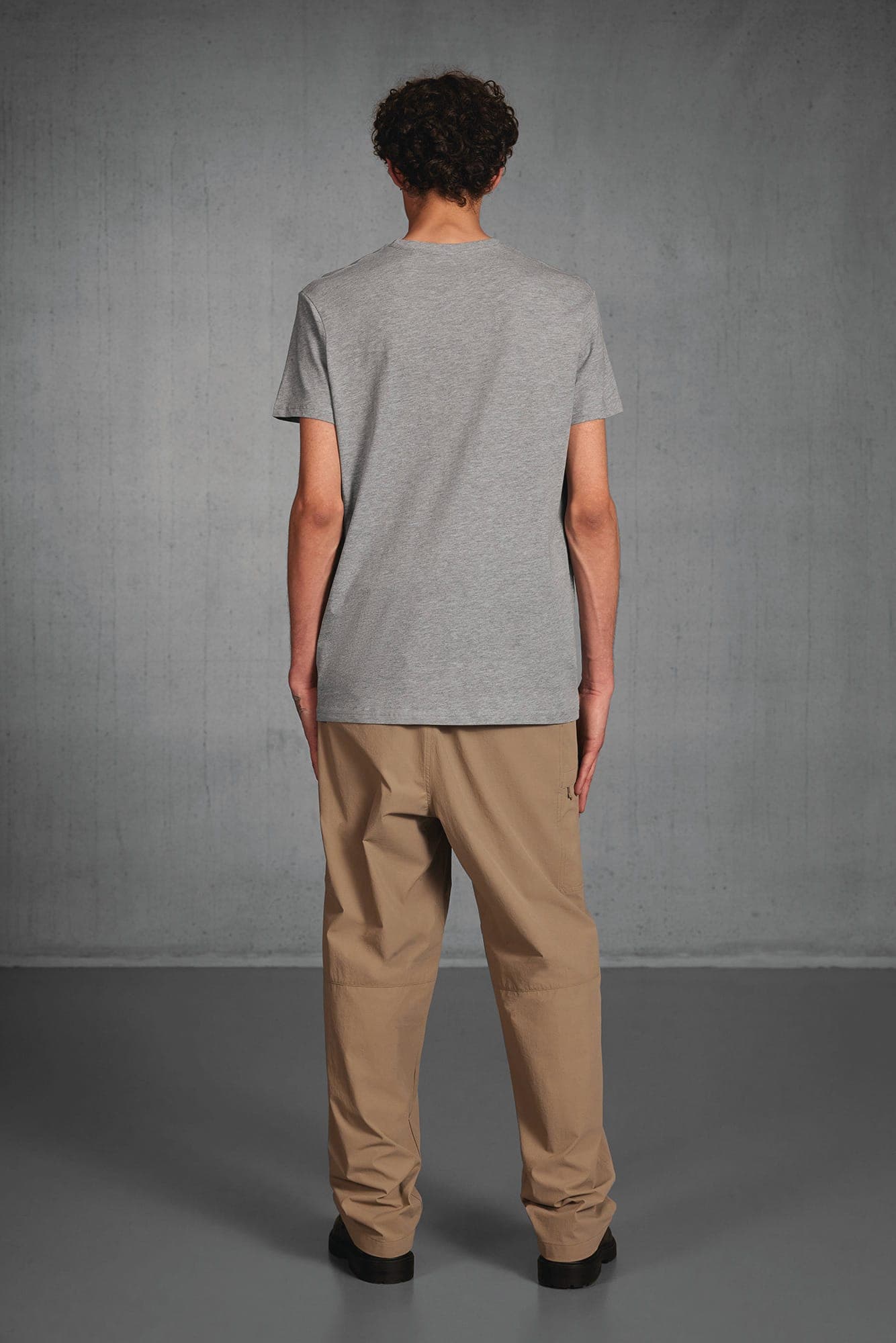 T-shirt Organic Inspire col rond Homme en situation