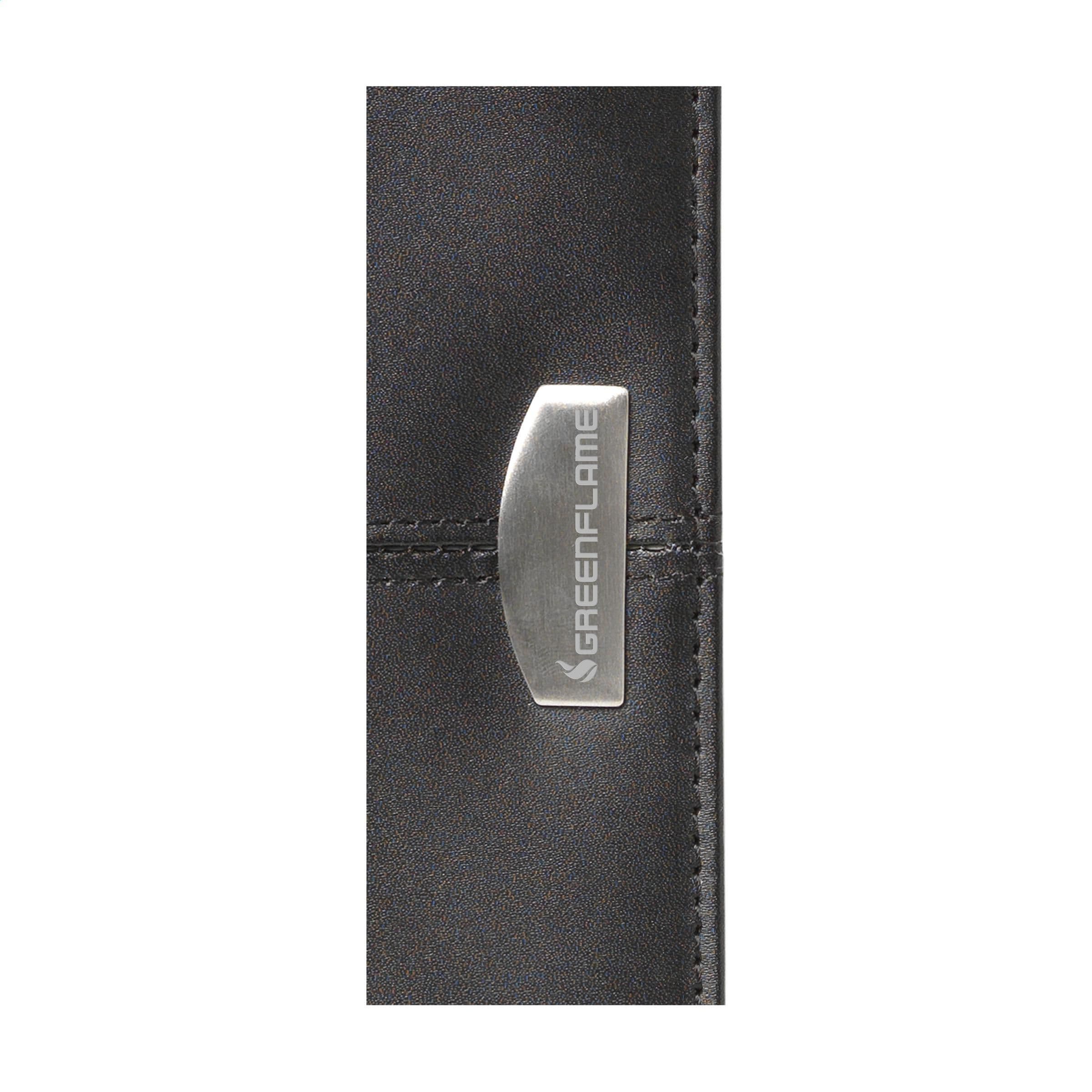 Porte-documents TucsonChief A5 en situation