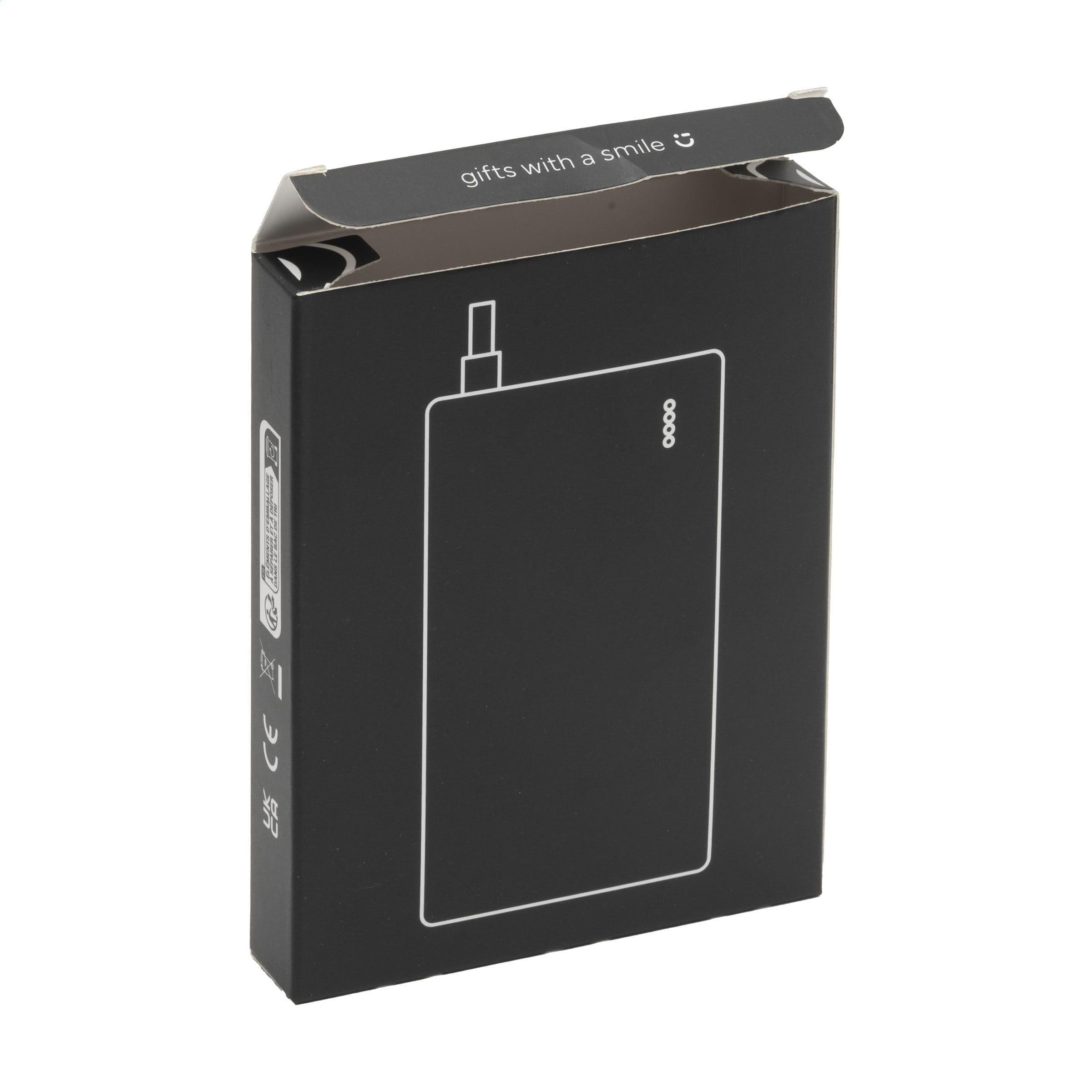 Batterie externe bambou 4000 mAh en situation