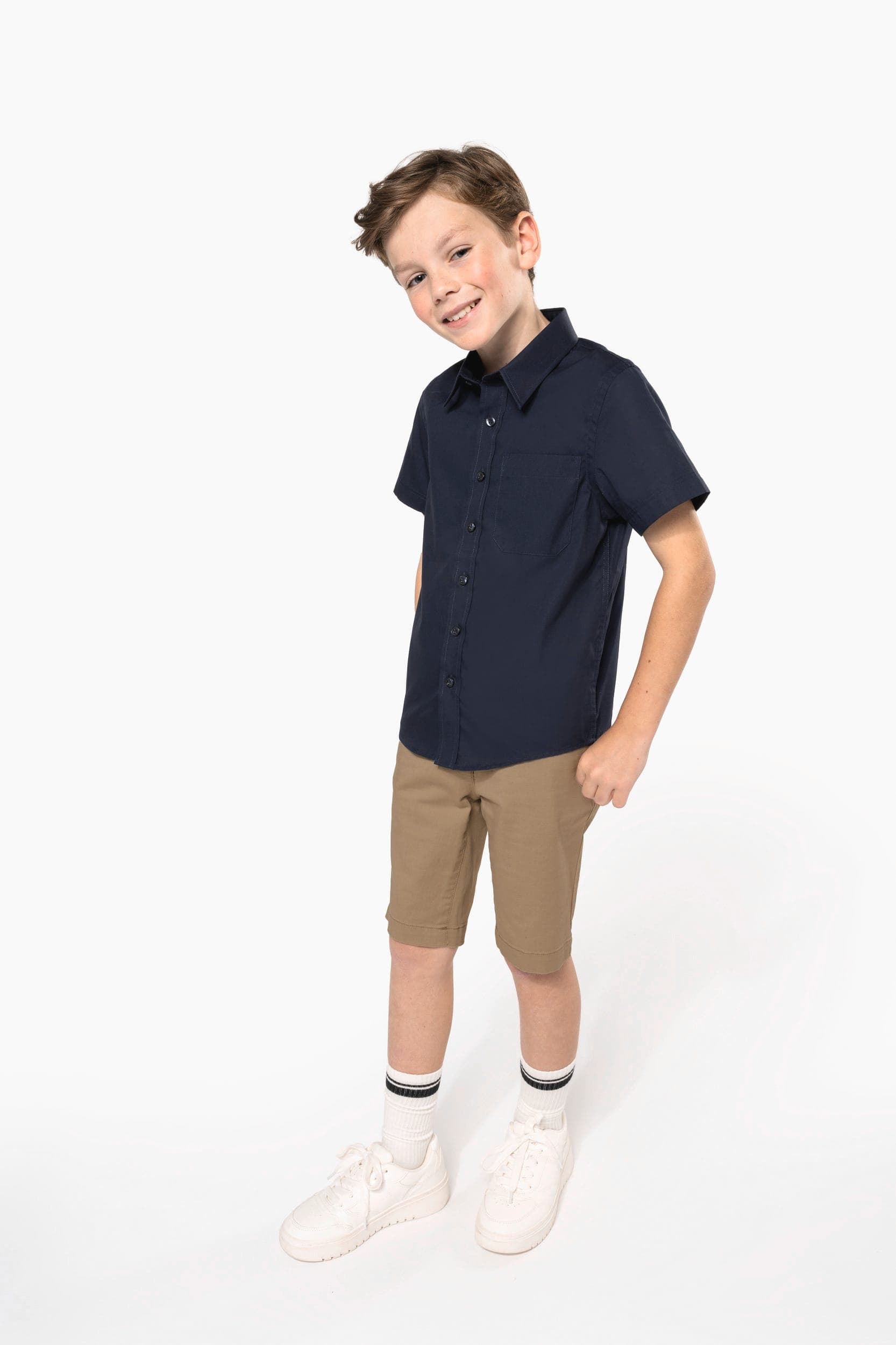 Chemise popeline manches courtes enfant en situation