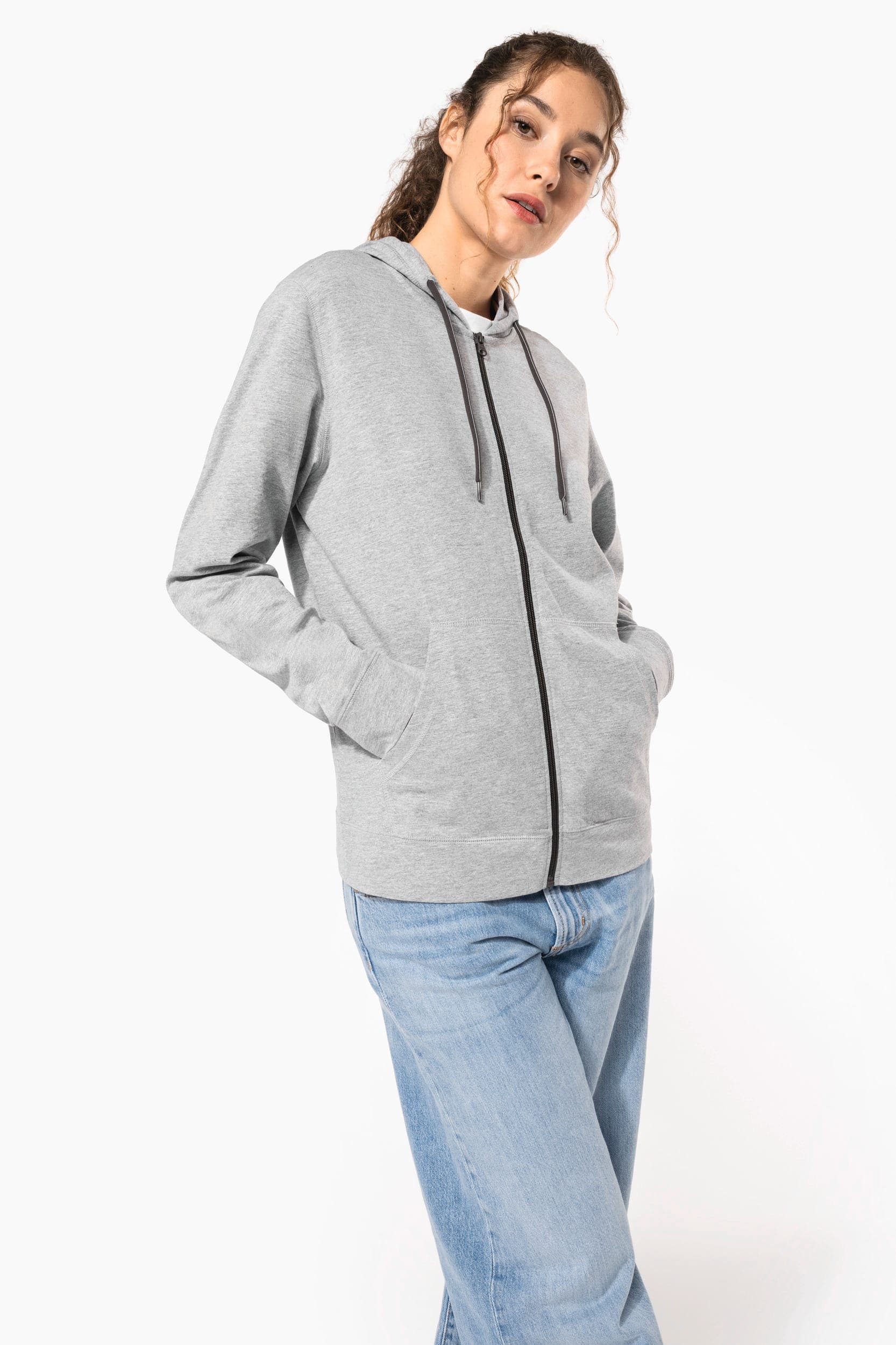 Veste coton légère à capuche en situation