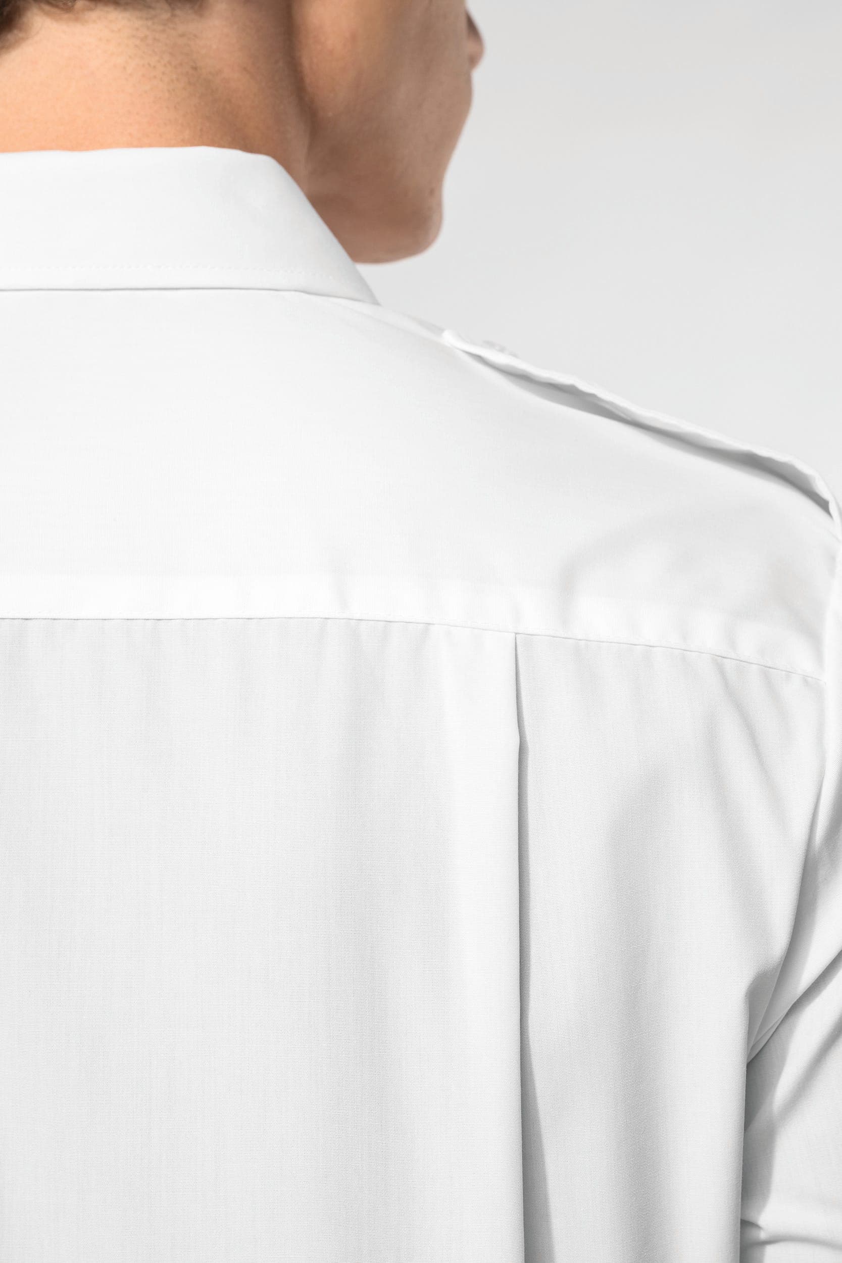 Chemise pilote manches courtes homme en situation