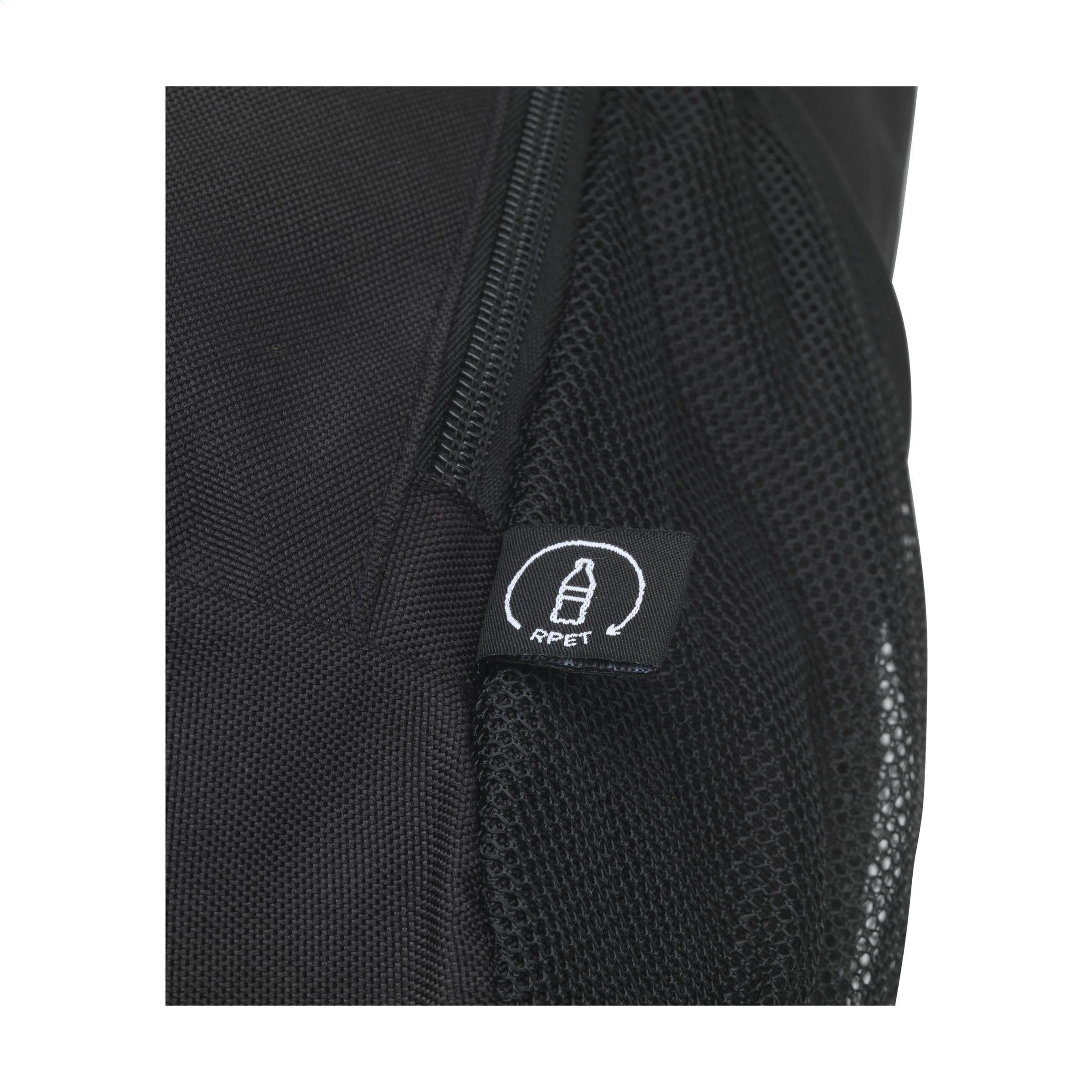 Sac à dos WyattTrail GRS RPET en situation