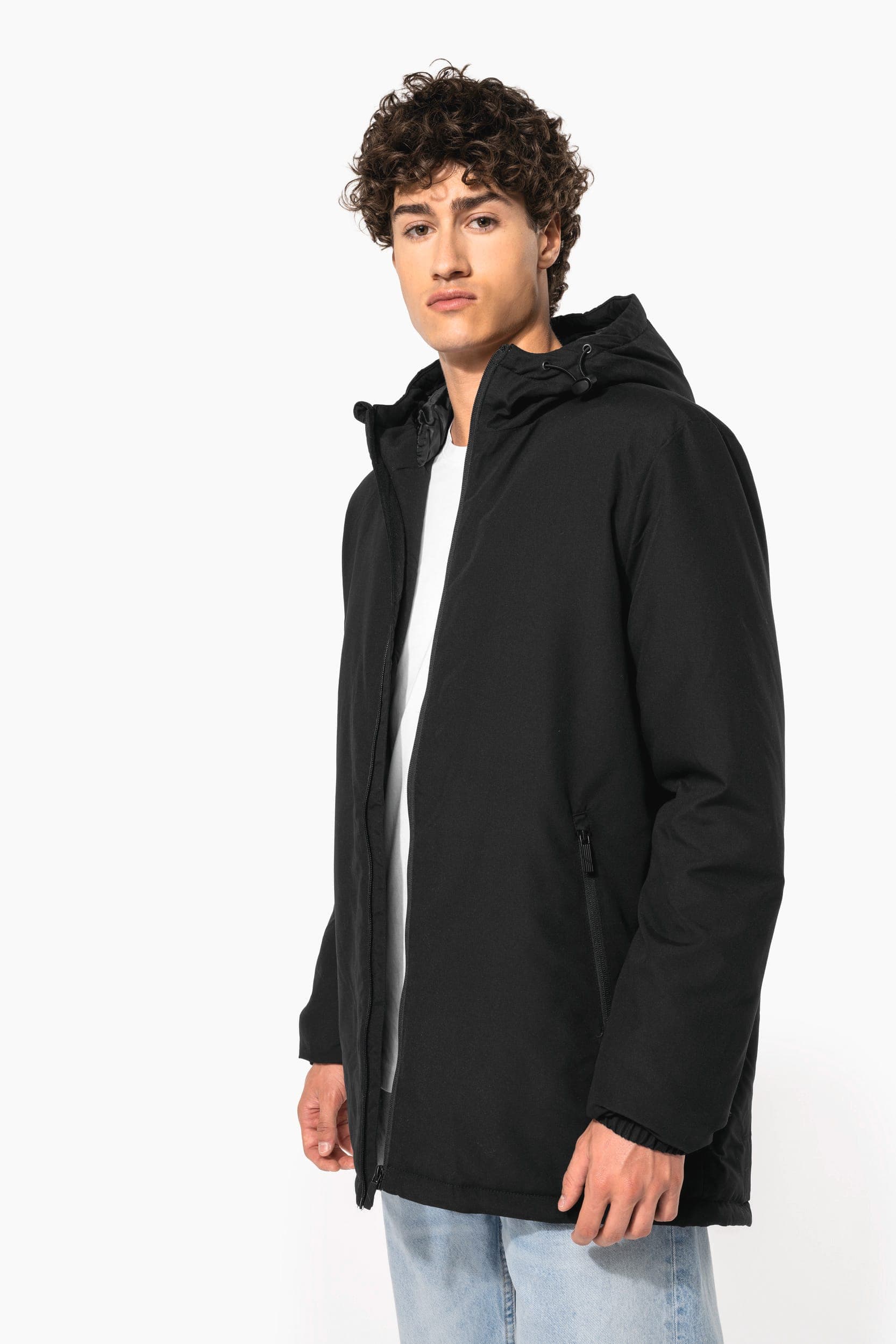 Parka à capuche recyclée unisexe en situation