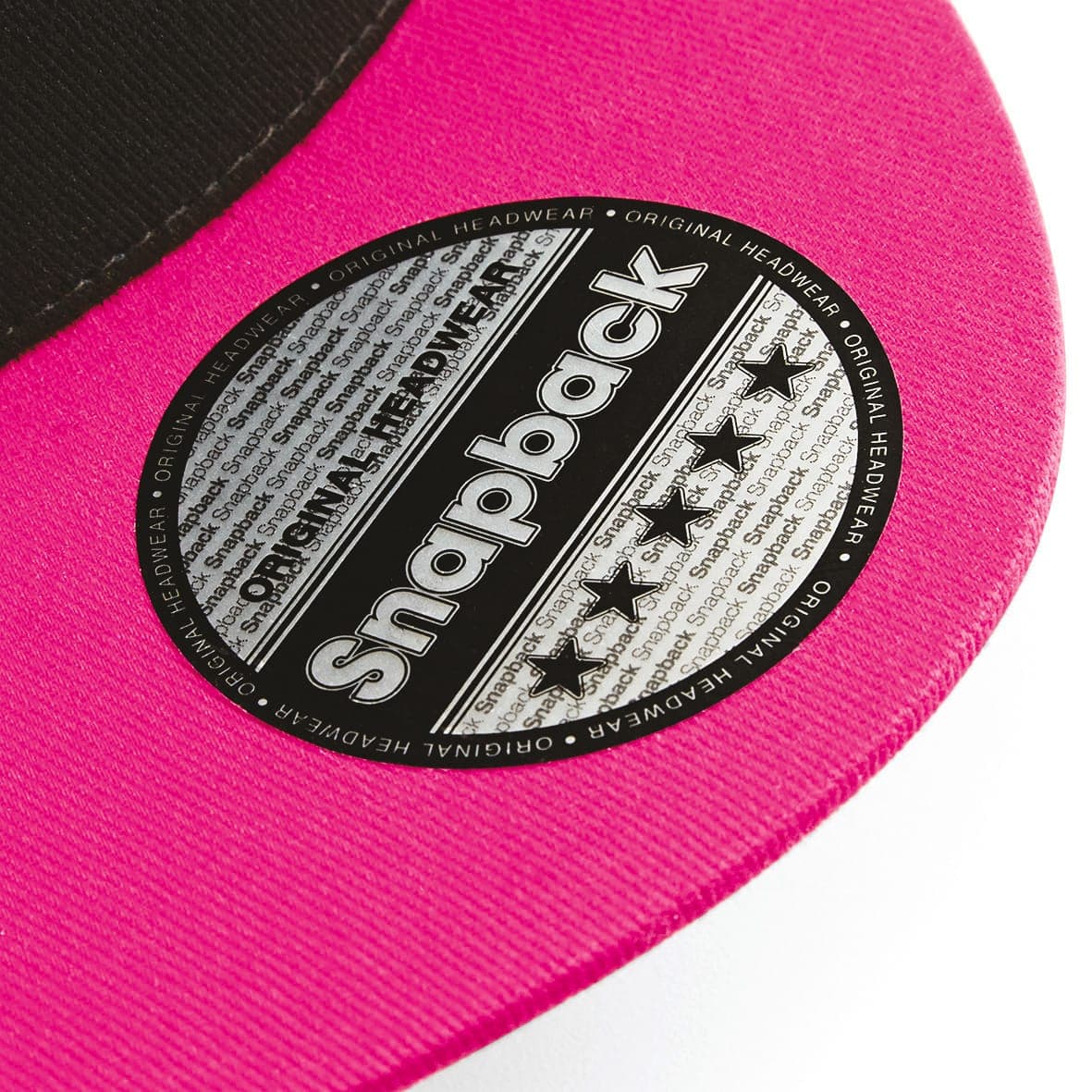 Casquette Snapback contrastée - 5 panneaux en situation