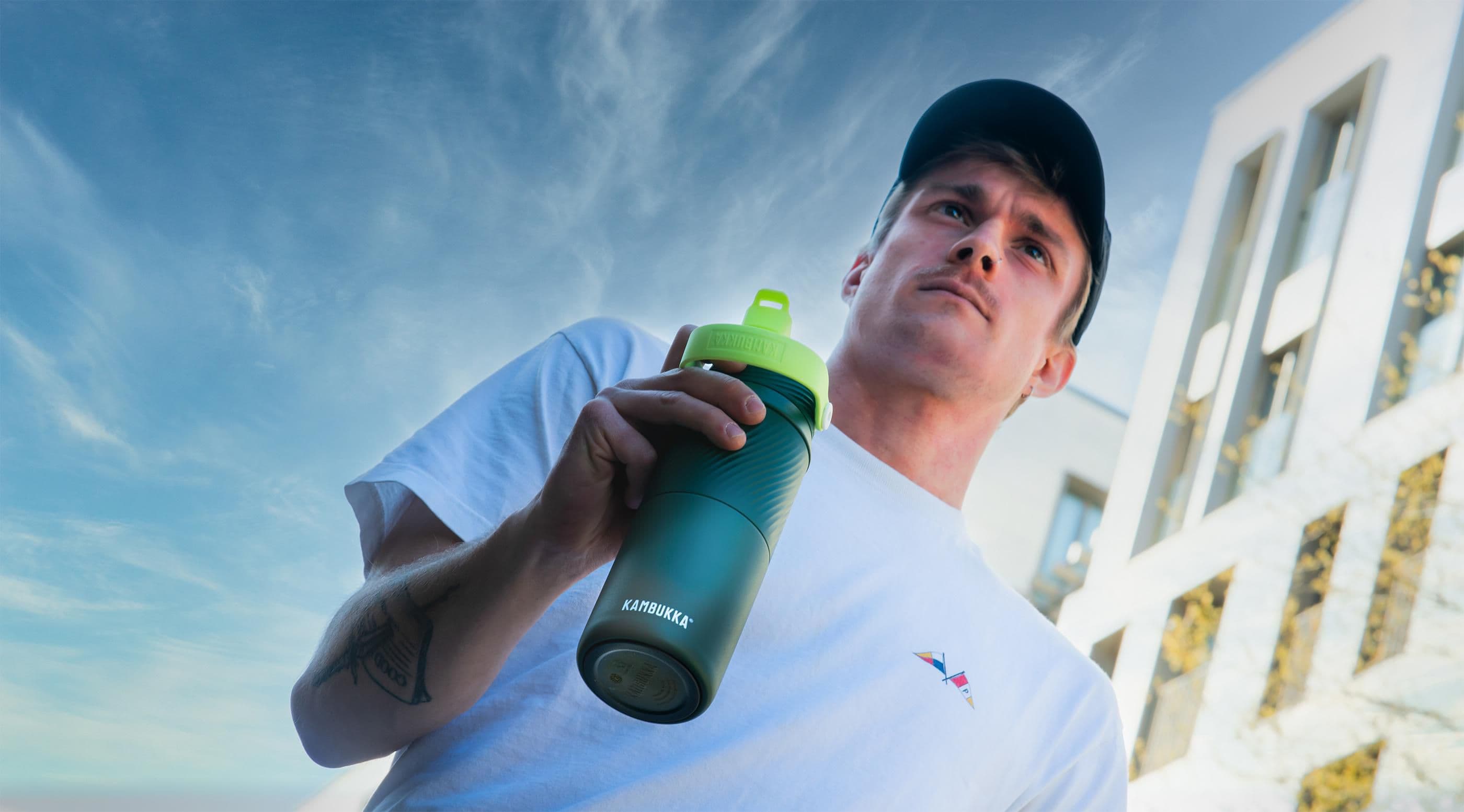 Bouteille Kambukka® Dupla Insulated 750 ml en situation