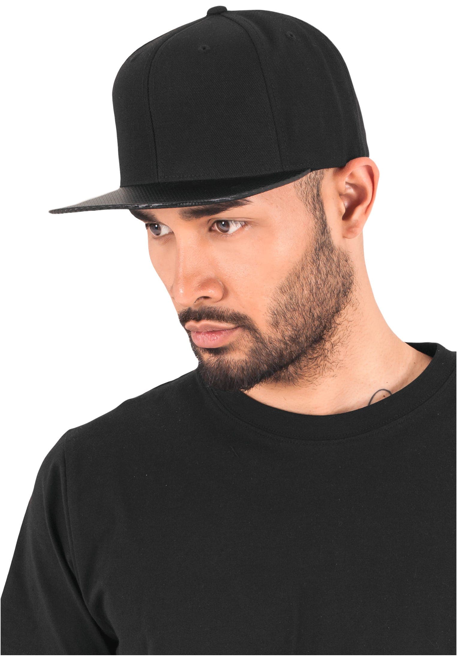 CARBON SNAPBACK